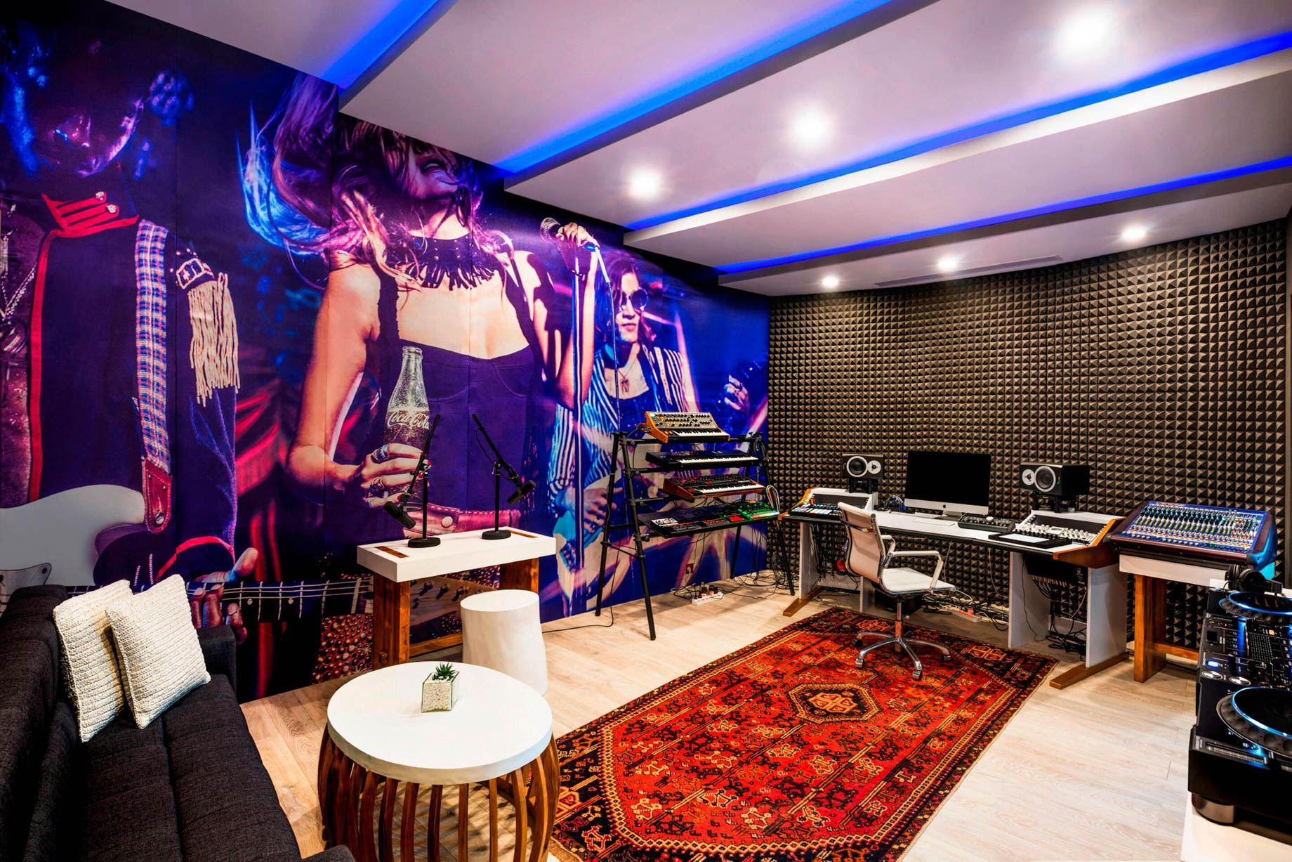 W Bali Seminyak Resort - Seminyak, Indonesia - W Sound Suite Music Studio