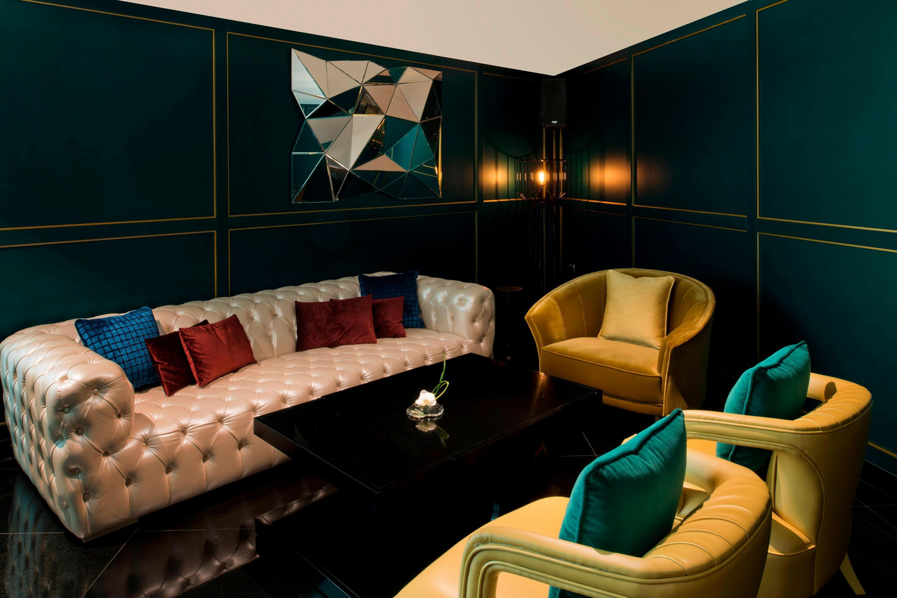 W Doha Hotel – Doha, Qatar – Wahm Lounge Private Seating
