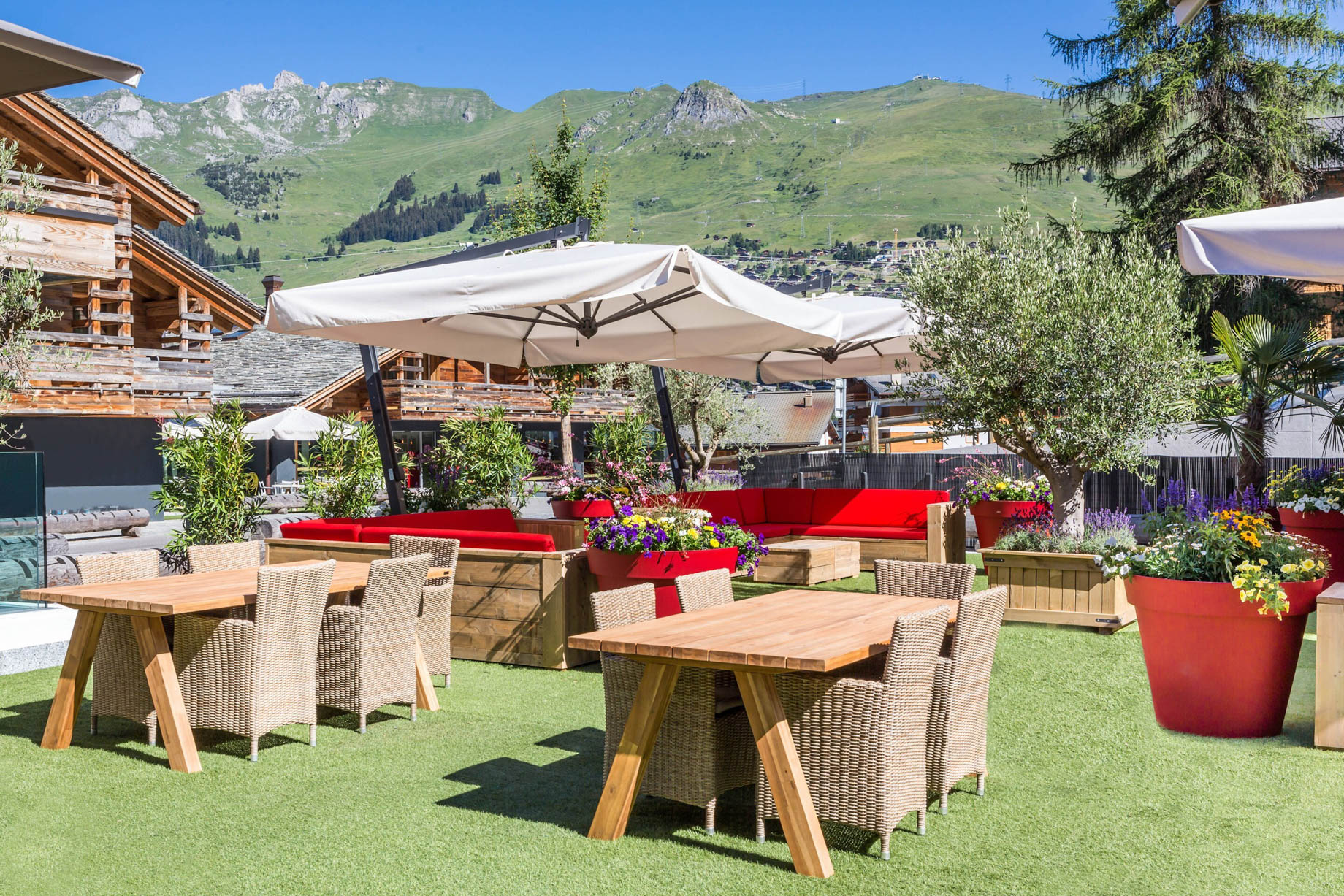 W Verbier Hotel – Verbier, Switzerland – W Off Piste Dining and Lounge Area Summer