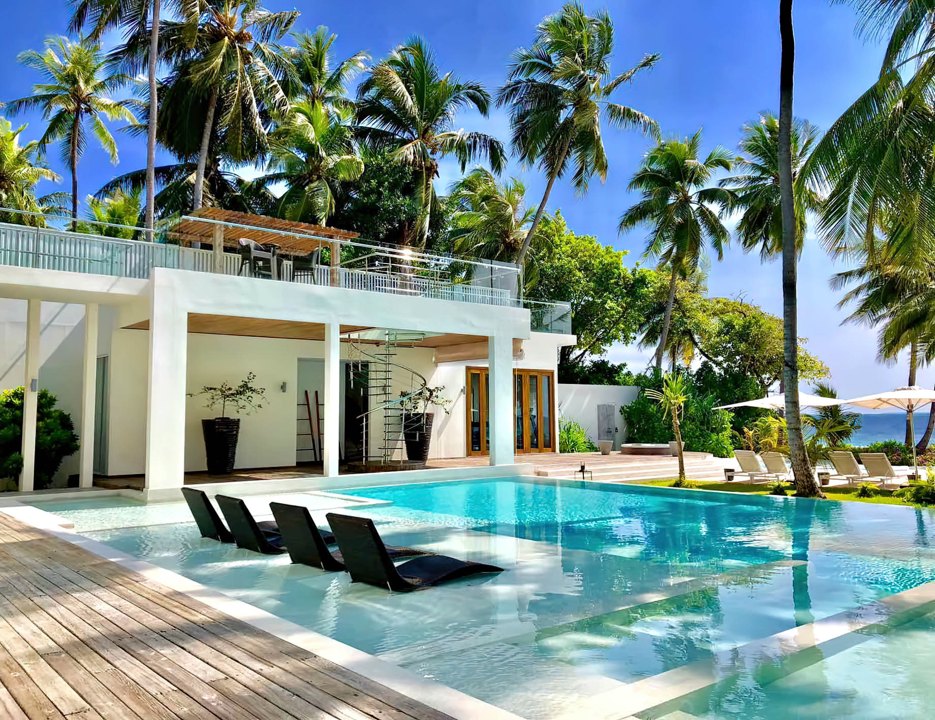 Amilla Fushi Resort and Residences - Baa Atoll, Maldives - Amilla Beach Estate Oceanfront Pool
