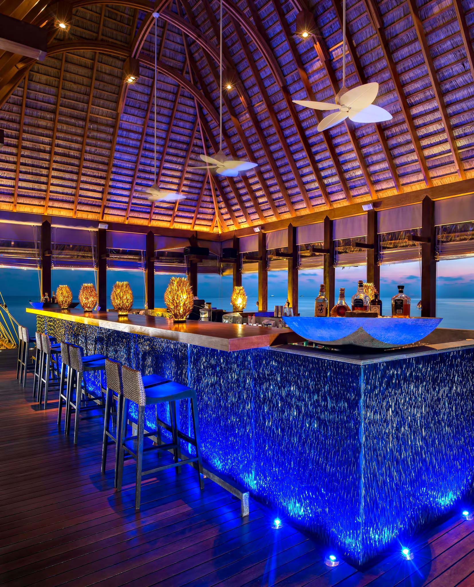 112 – W Maldives Resort – Fesdu Island, Maldives – SIP Bar Night