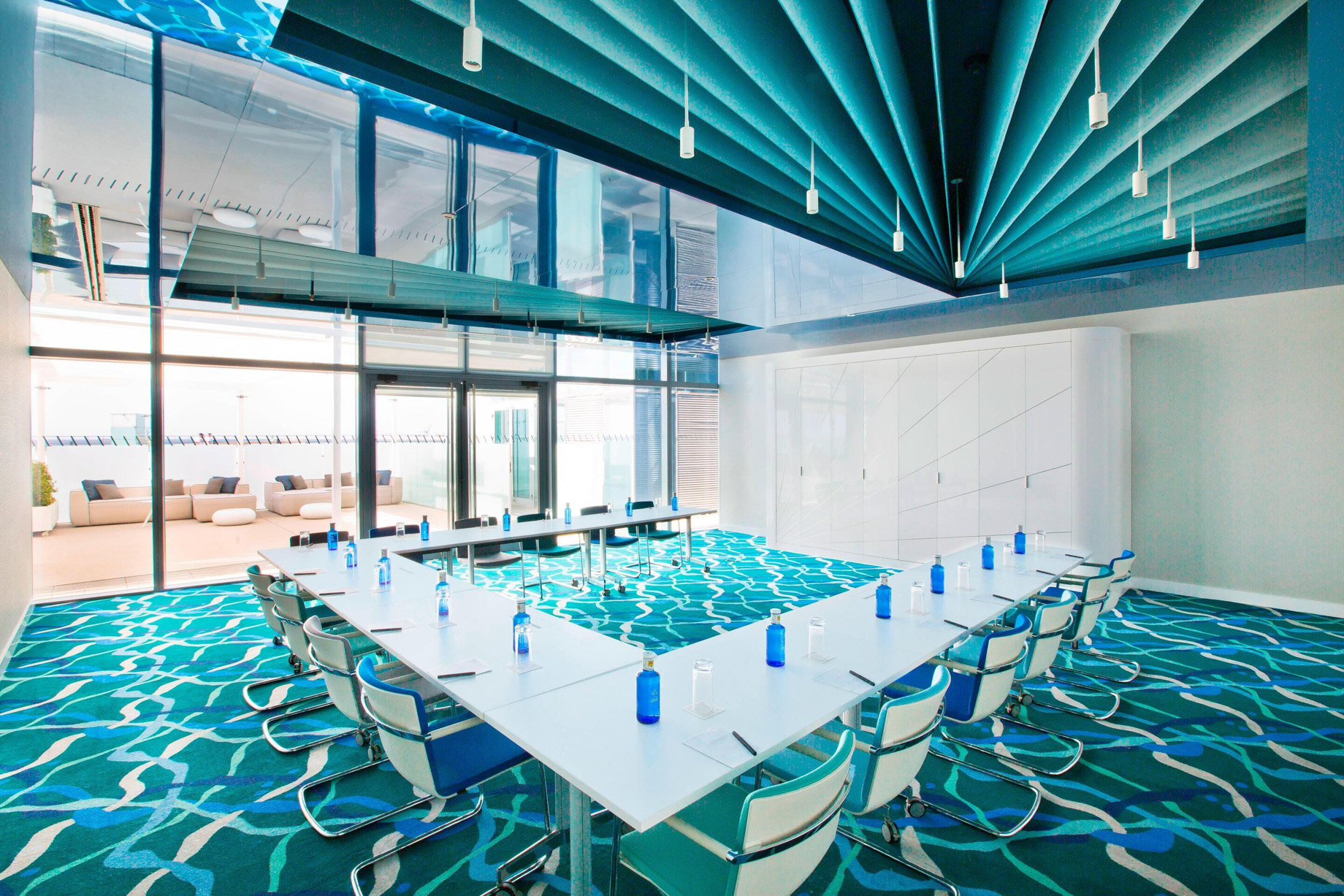 W Barcelona Hotel – Barcelona, Spain – BREEZE Meeting Room