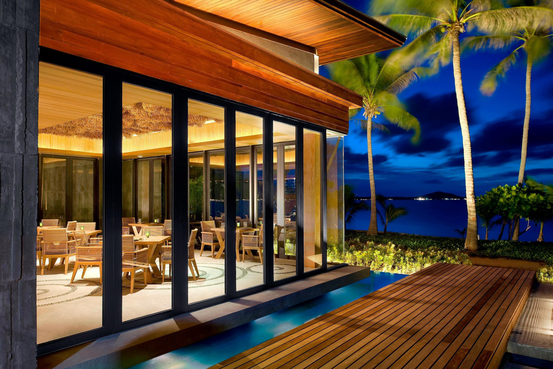 W Koh Samui Resort – Thailand – Namu Restaurant Ocean View at Night
