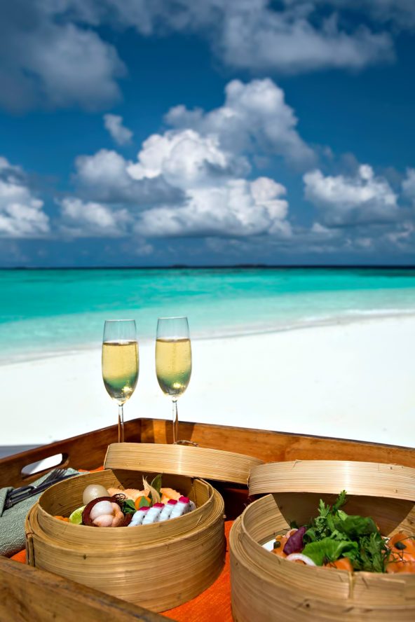 Gili Lankanfushi Resort - North Male Atoll, Maldives - White Sand Beach Dining