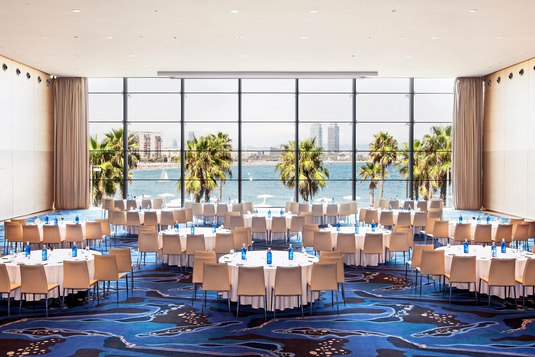 W Barcelona Hotel - Barcelona, Spain - Great Room