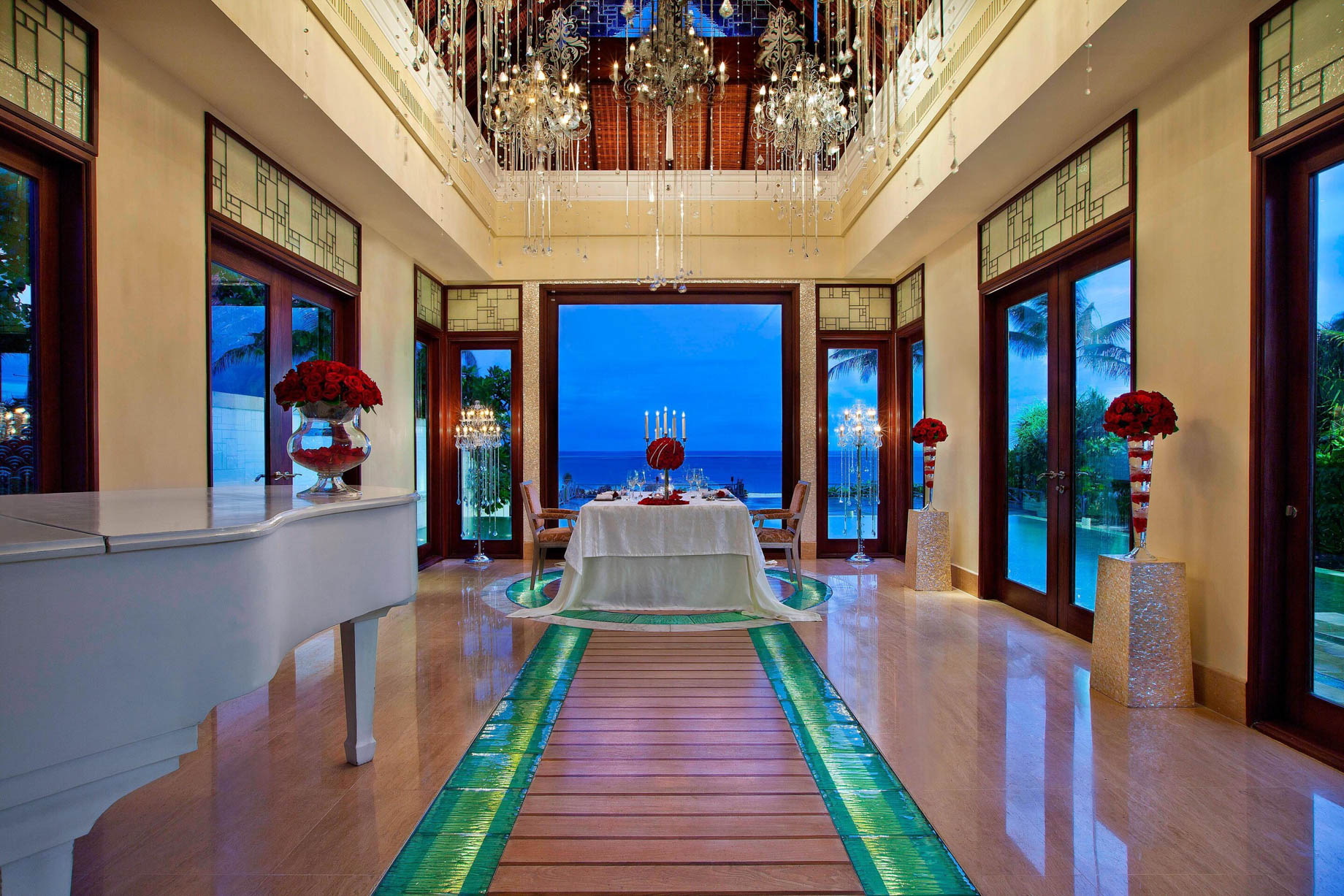 The St. Regis Bali Resort - Bali, Indonesia - Romantic Ocean View Sunset Dinner