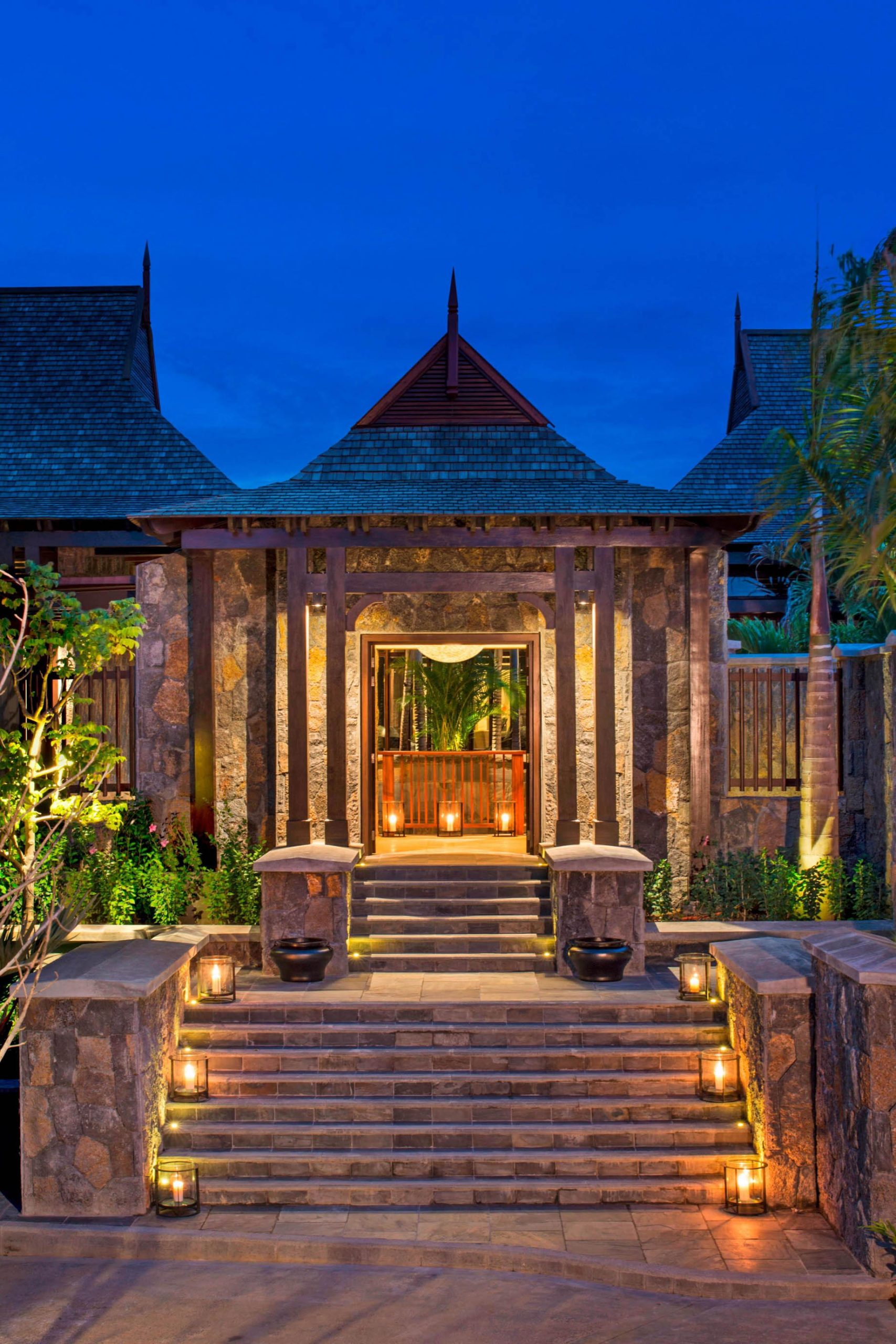 JW Marriott Mauritius Resort - Mauritius - Villa Entrance at Night