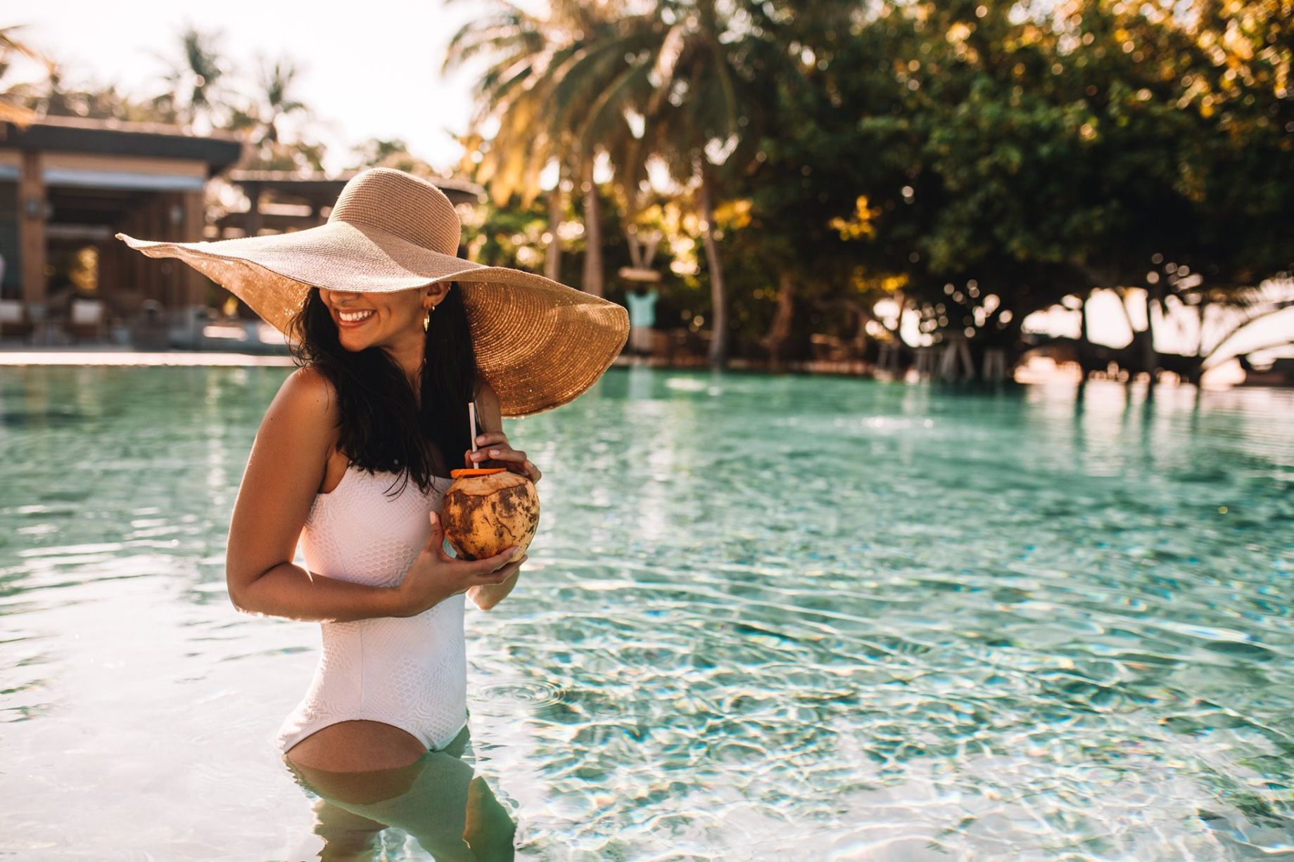 JOALI Maldives Resort - Muravandhoo Island, Maldives - Swimming Pool Cocktail