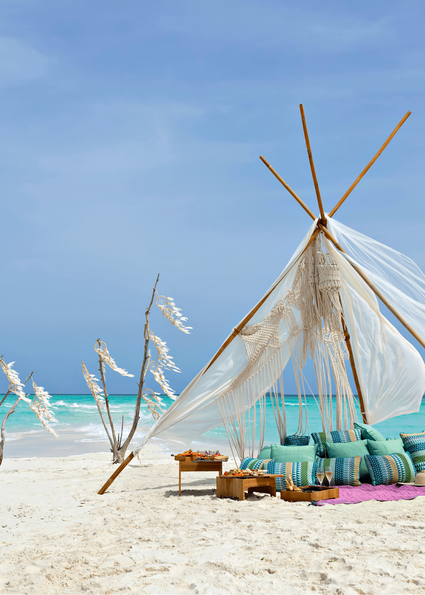 The Nautilus Maldives Resort – Thiladhoo Island, Maldives – White Sand Beach Lounge