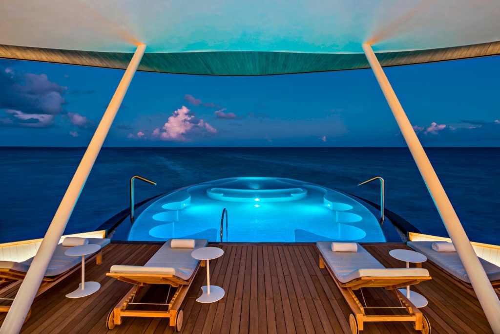 The St. Regis Maldives Vommuli Resort - Dhaalu Atoll, Maldives - Iridium Spa Pool Night