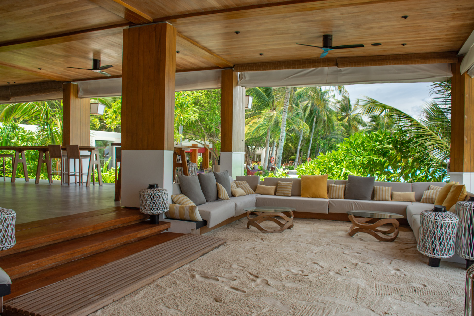 Amilla Fushi Resort and Residences – Baa Atoll, Maldives – Oceanfront Baa Baa Bar Interior