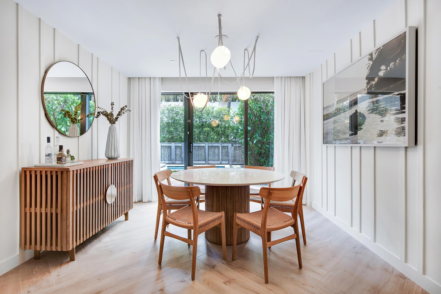 W South Beach Hotel – Miami Beach, FL, USA – Poolside Bungalow 2 Bedroom Suite Style