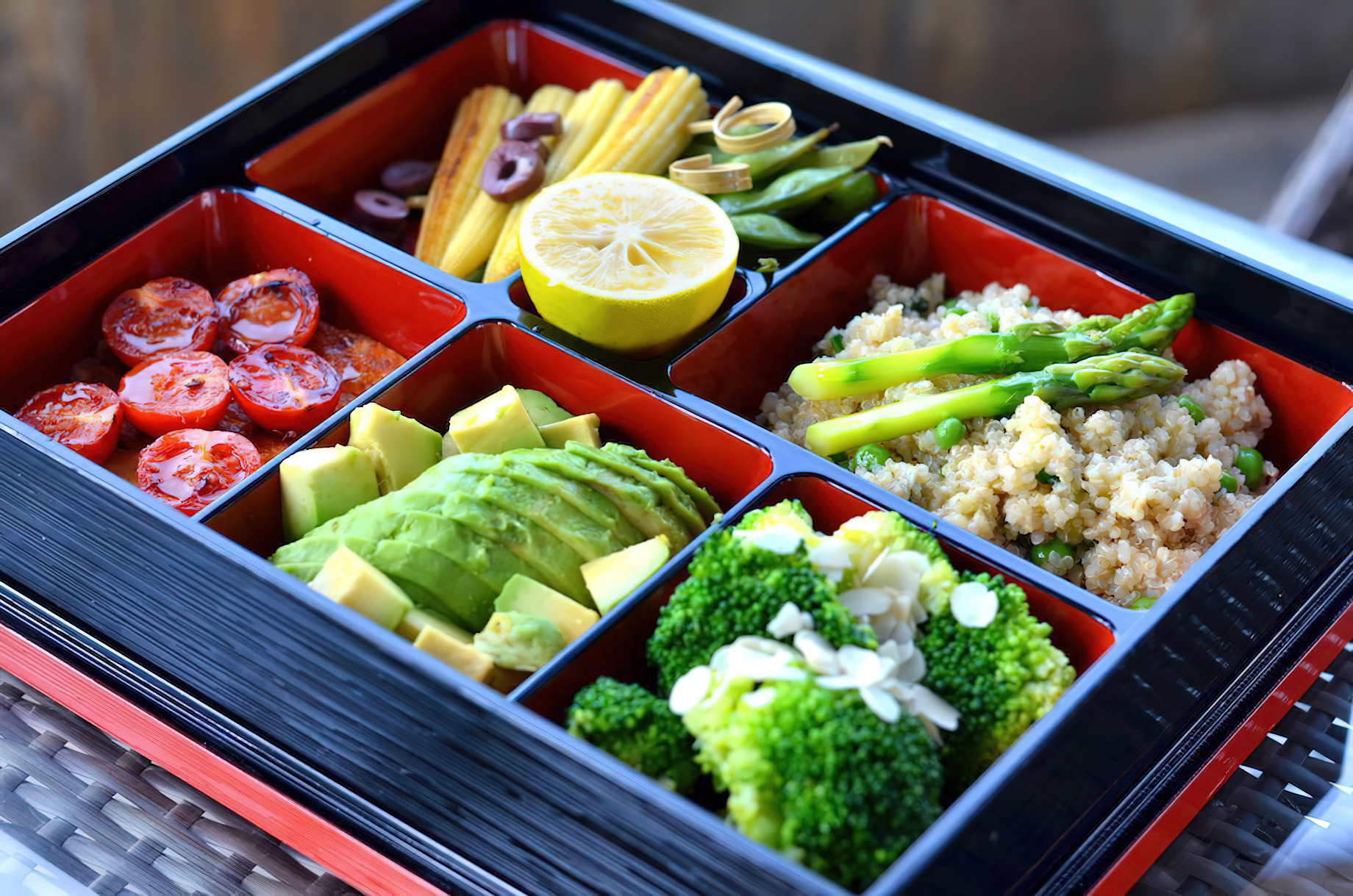 The St. Regis Abu Dhabi Hotel - Abu Dhabi, United Arab Emirates - Gourmet Bento Cuisine