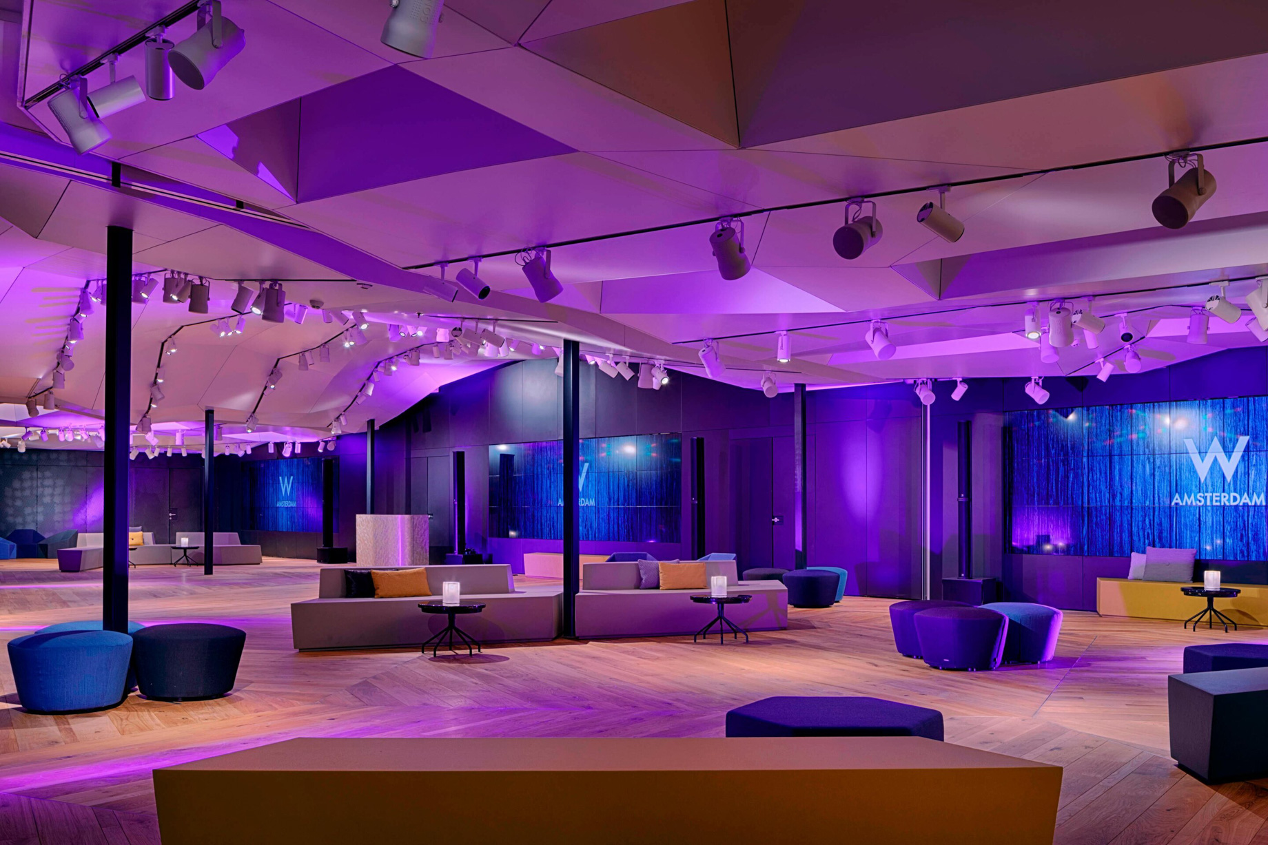 W Amsterdam Hotel - Amsterdam, Netherlands - Great Room Lounge