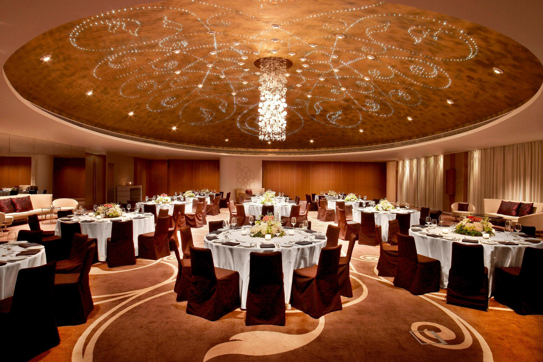 W Doha Hotel – Doha, Qatar – Great Room