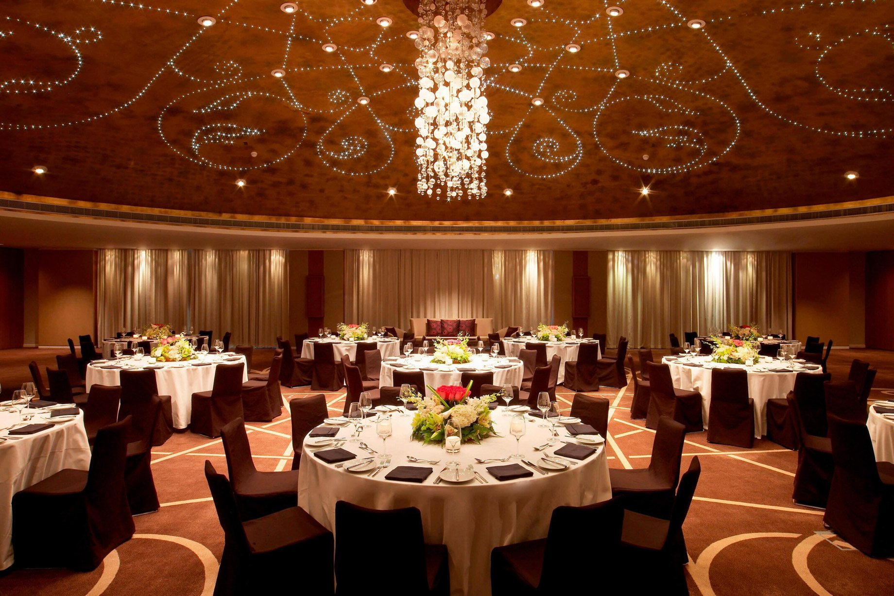 W Doha Hotel – Doha, Qatar – Great Room