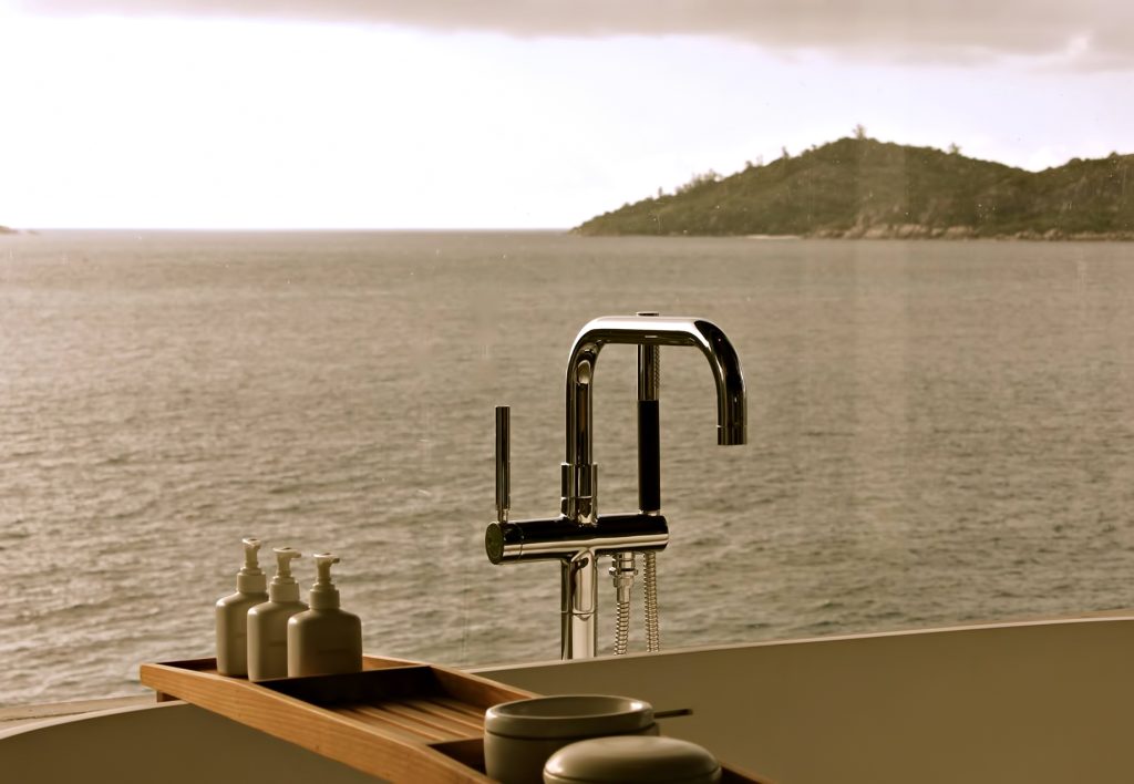 Six Senses Zil Pasyon Resort - Felicite Island, Seychelles - Tropical Ocean View Bath Tub