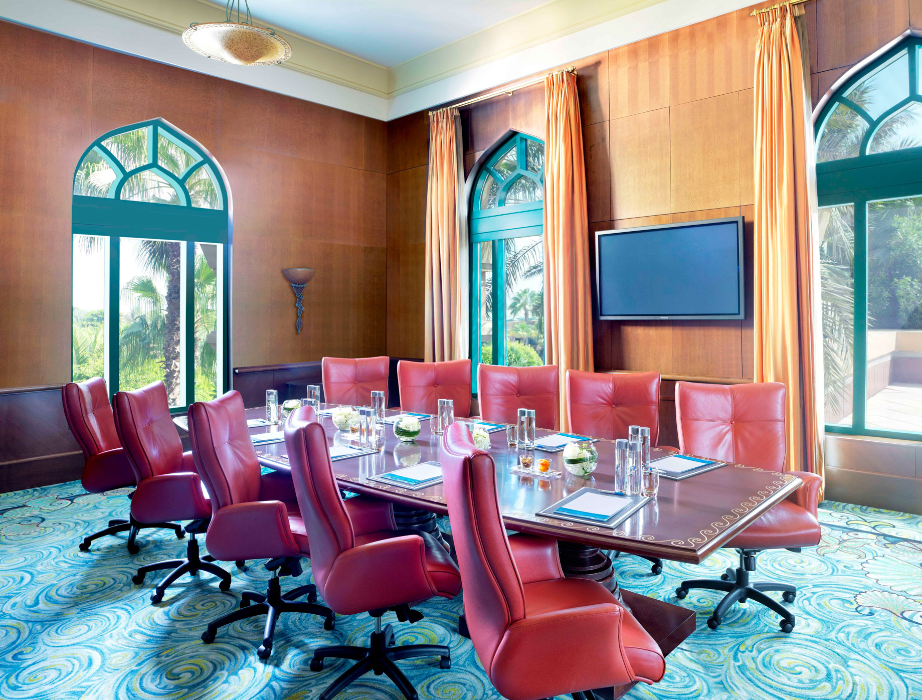 Atlantis The Palm Resort - Crescent Rd, Dubai, UAE - Atlas Boardroom