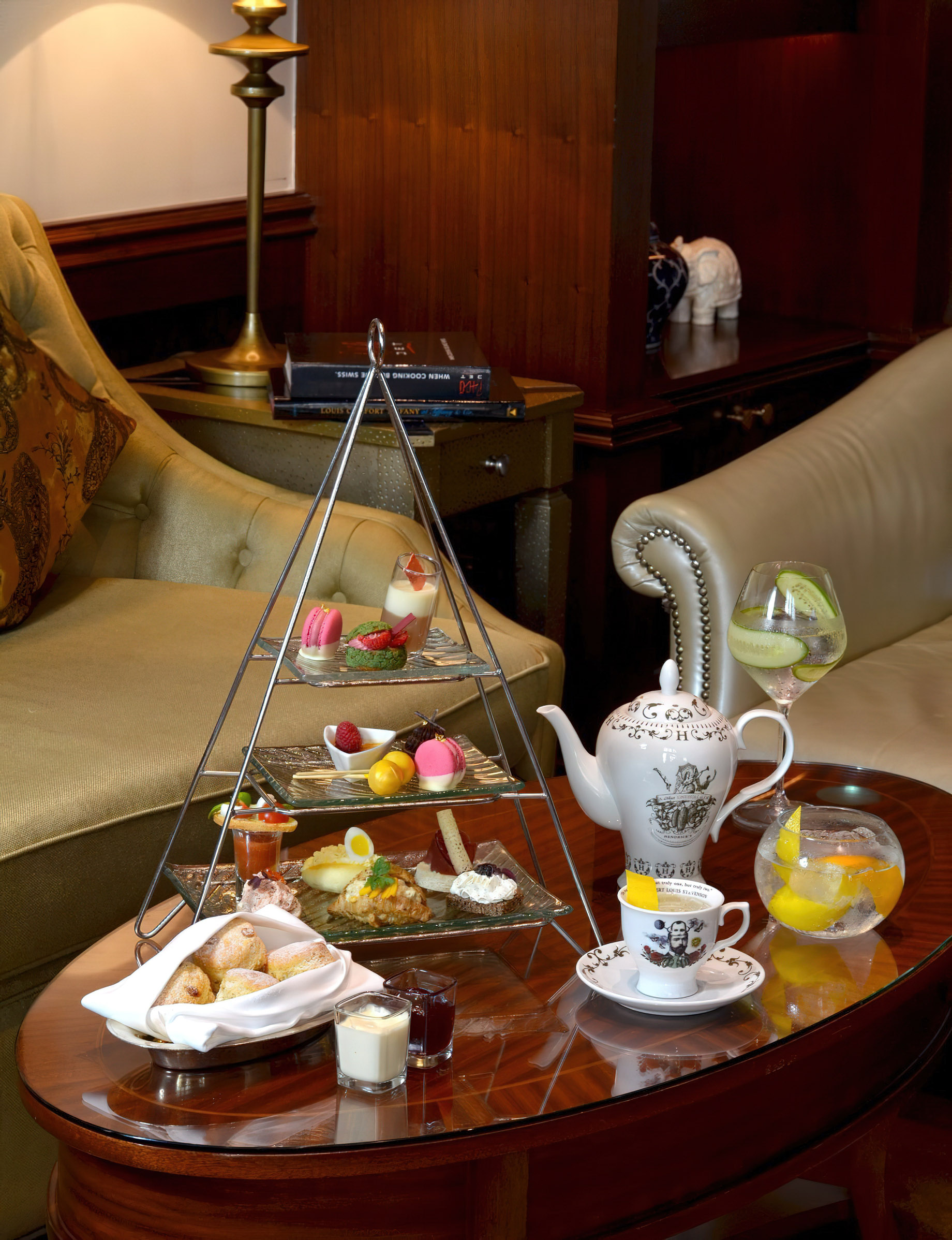 The St. Regis Abu Dhabi Hotel – Abu Dhabi, United Arab Emirates – Gourmet Tea and Pastry