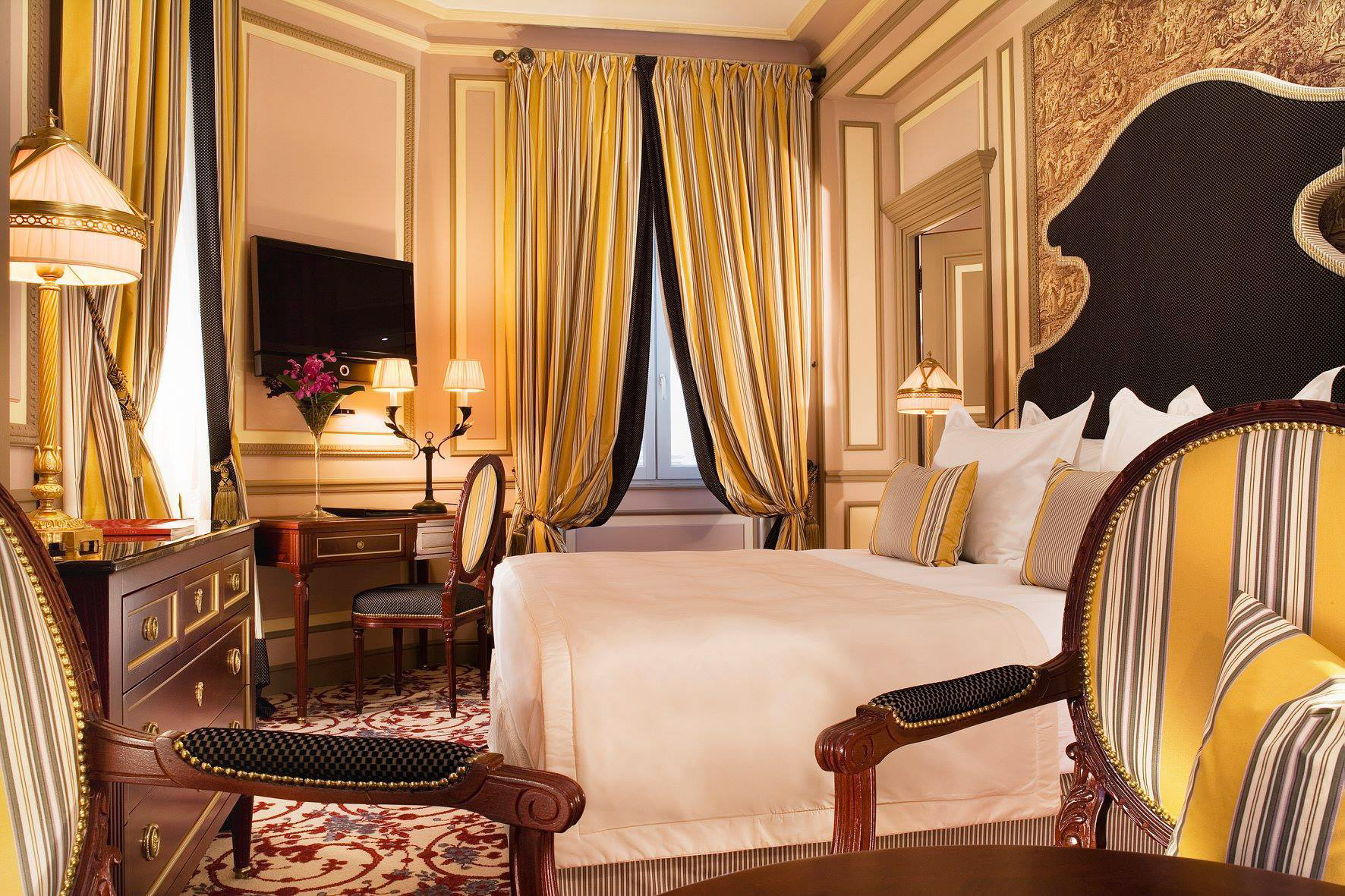 InterContinental Bordeaux Le Grand Hotel - Bordeaux, France - Guest Suite