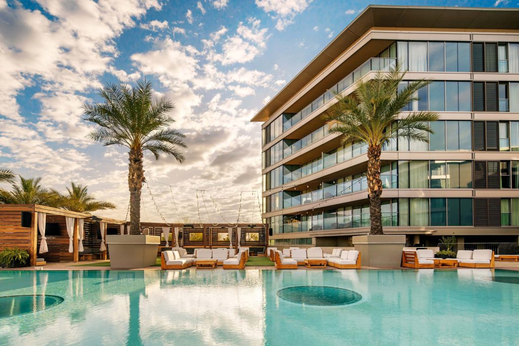 W Scottsdale Hotel - Scottsdale, AZ, USA - WET Deck Pool