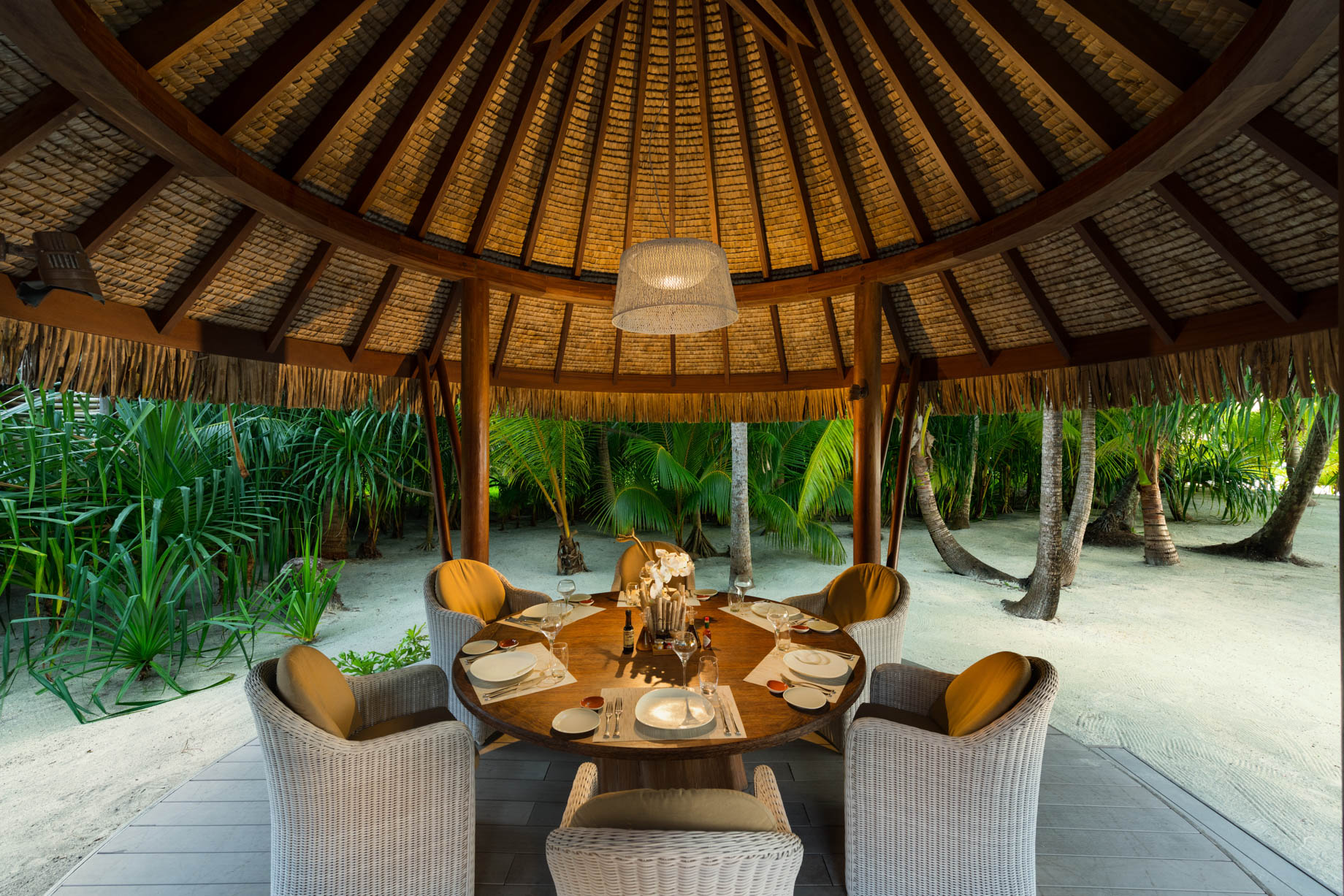 The Brando Resort – Tetiaroa Private Island, French Polynesia – 3 Bedroom Villa Outdoor Dining