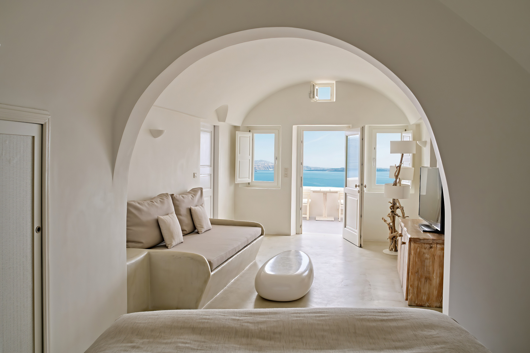Mystique Hotel Santorini – Oia, Santorini Island, Greece – All2Senses Suite