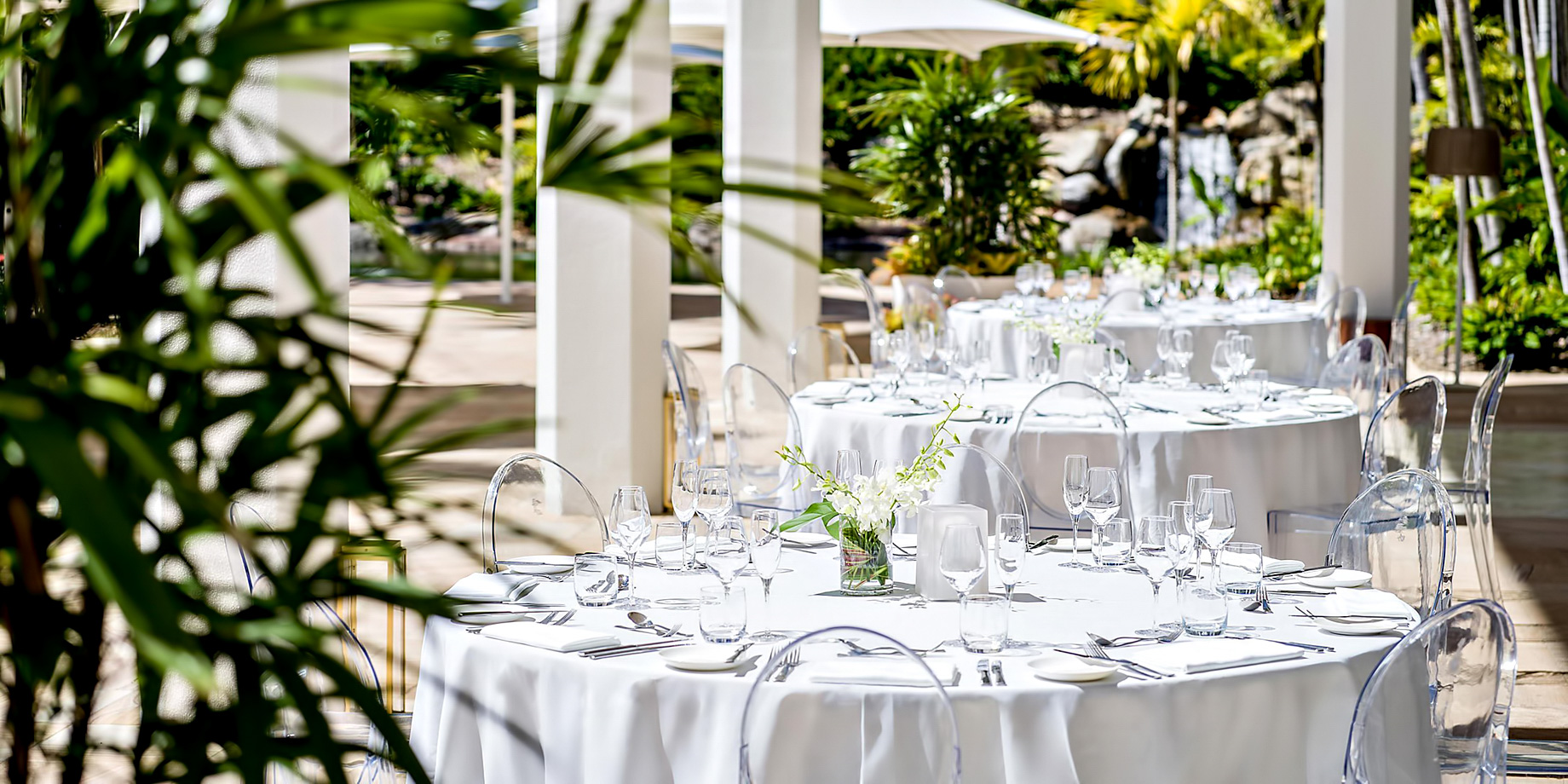 InterContinental Hayman Island Resort – Whitsunday Islands, Australia – Hayman Resort Outside Dining Tables