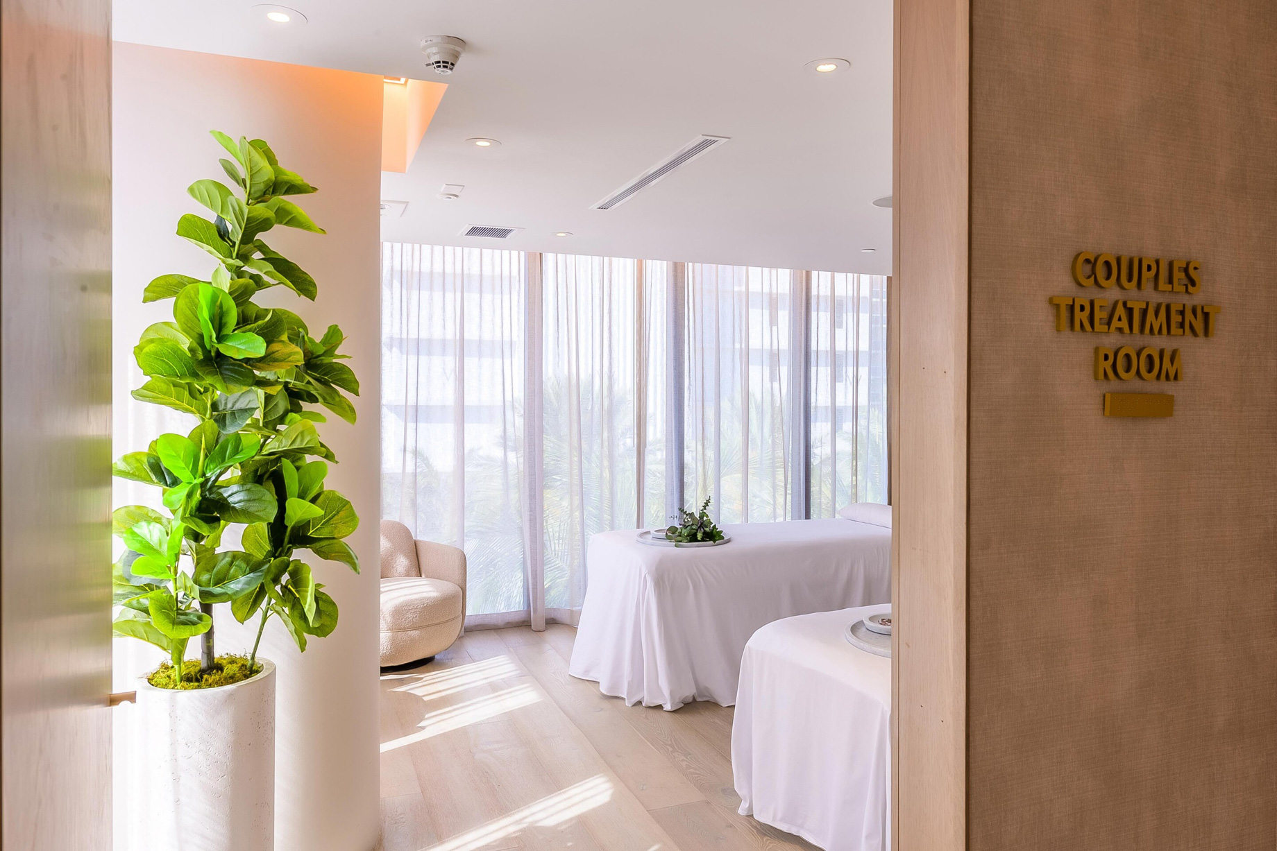 W South Beach Hotel – Miami Beach, FL, USA – AWAY Spa Treatment Room