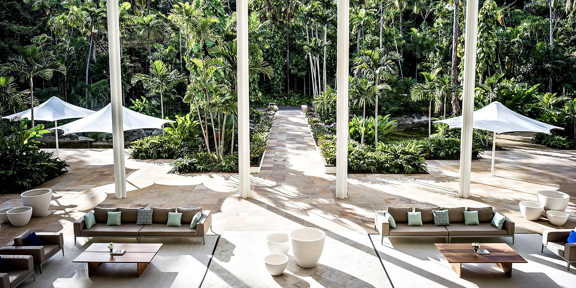 InterContinental Hayman Island Resort – Whitsunday Islands, Australia – Exterior Lounge