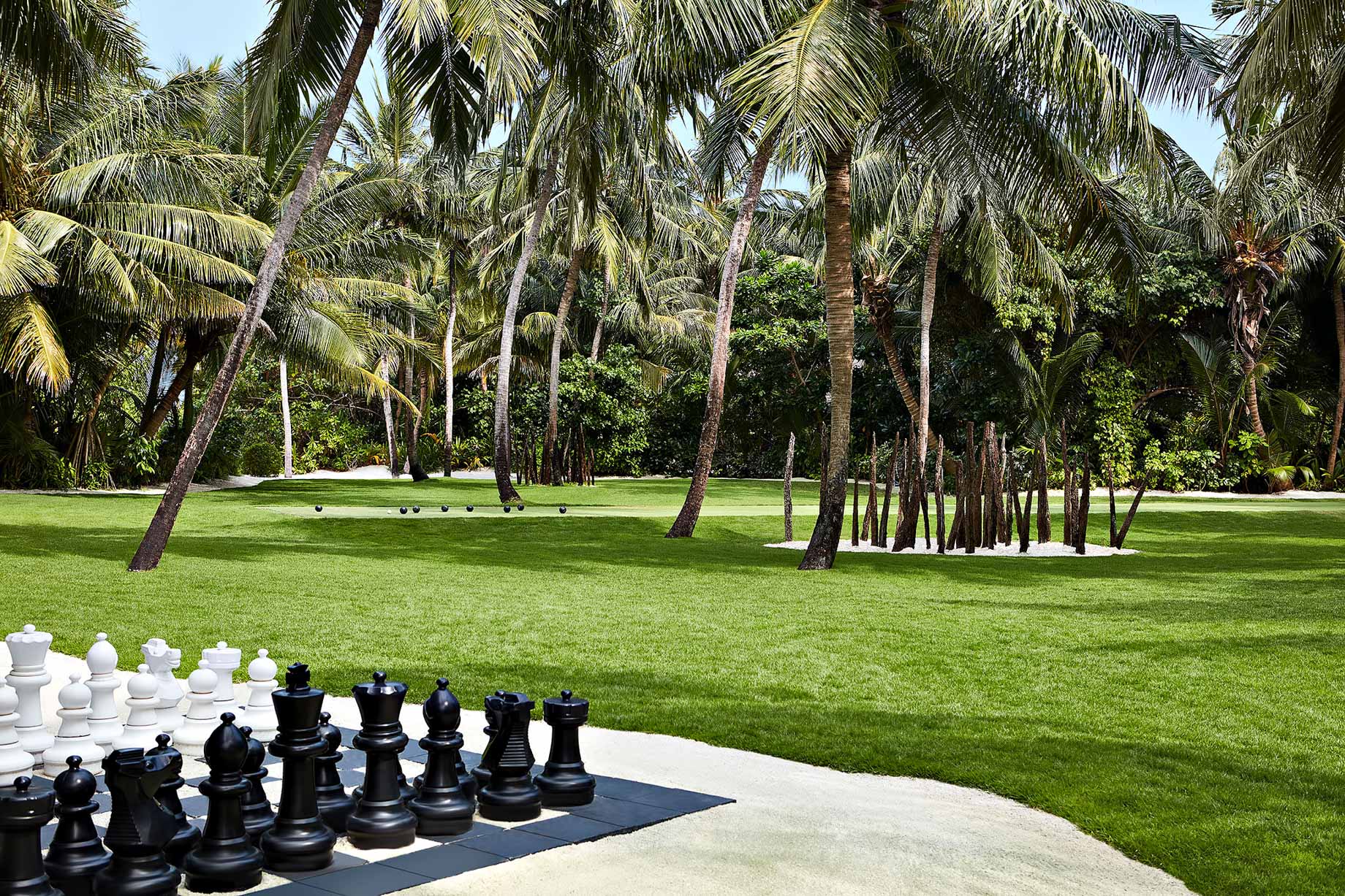 One&Only Reethi Rah Resort – North Male Atoll, Maldives – The Lawn Club Chess