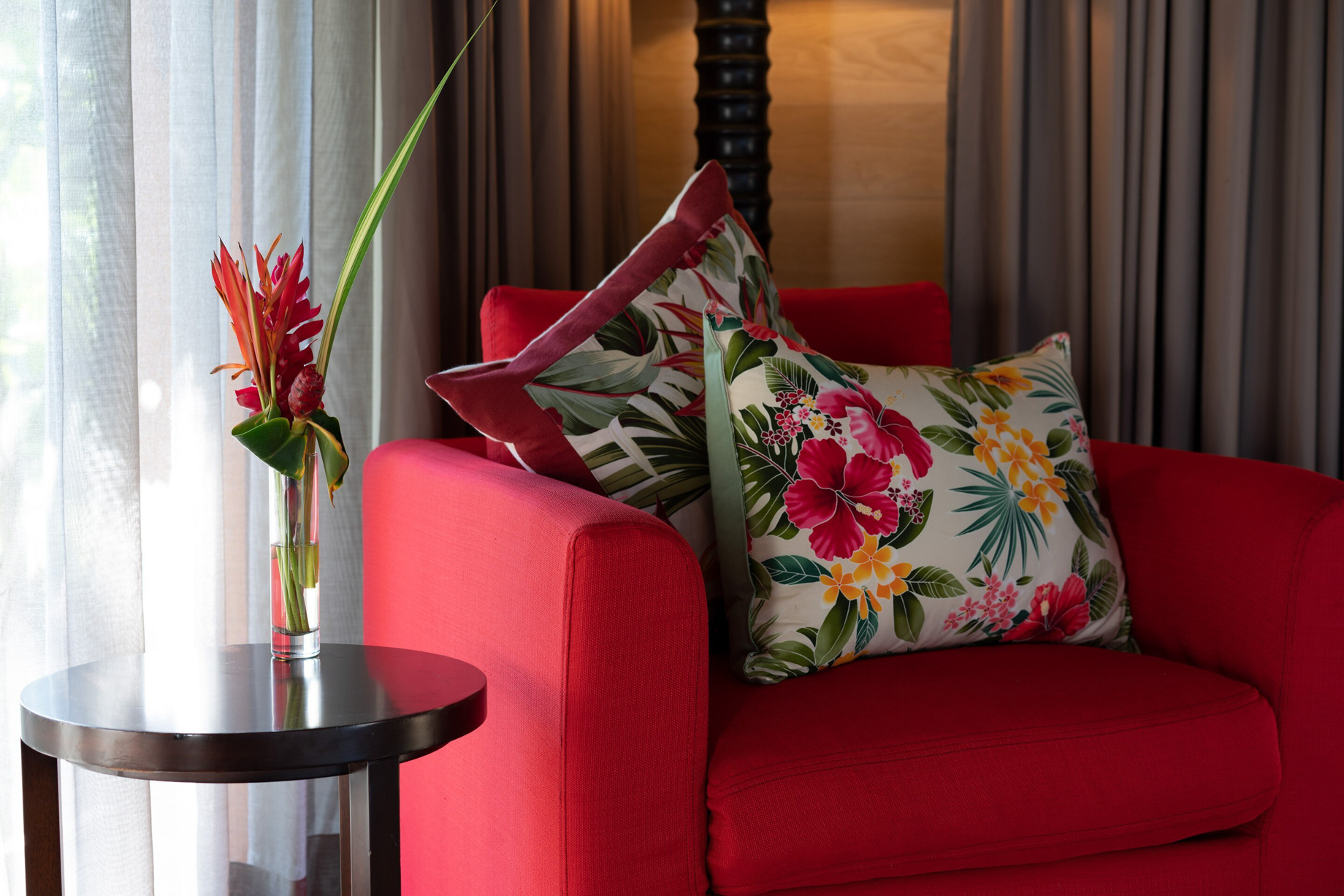 The St. Regis Bora Bora Resort - Bora Bora, French Polynesia - Beach Front Suite Villa With Pool Details