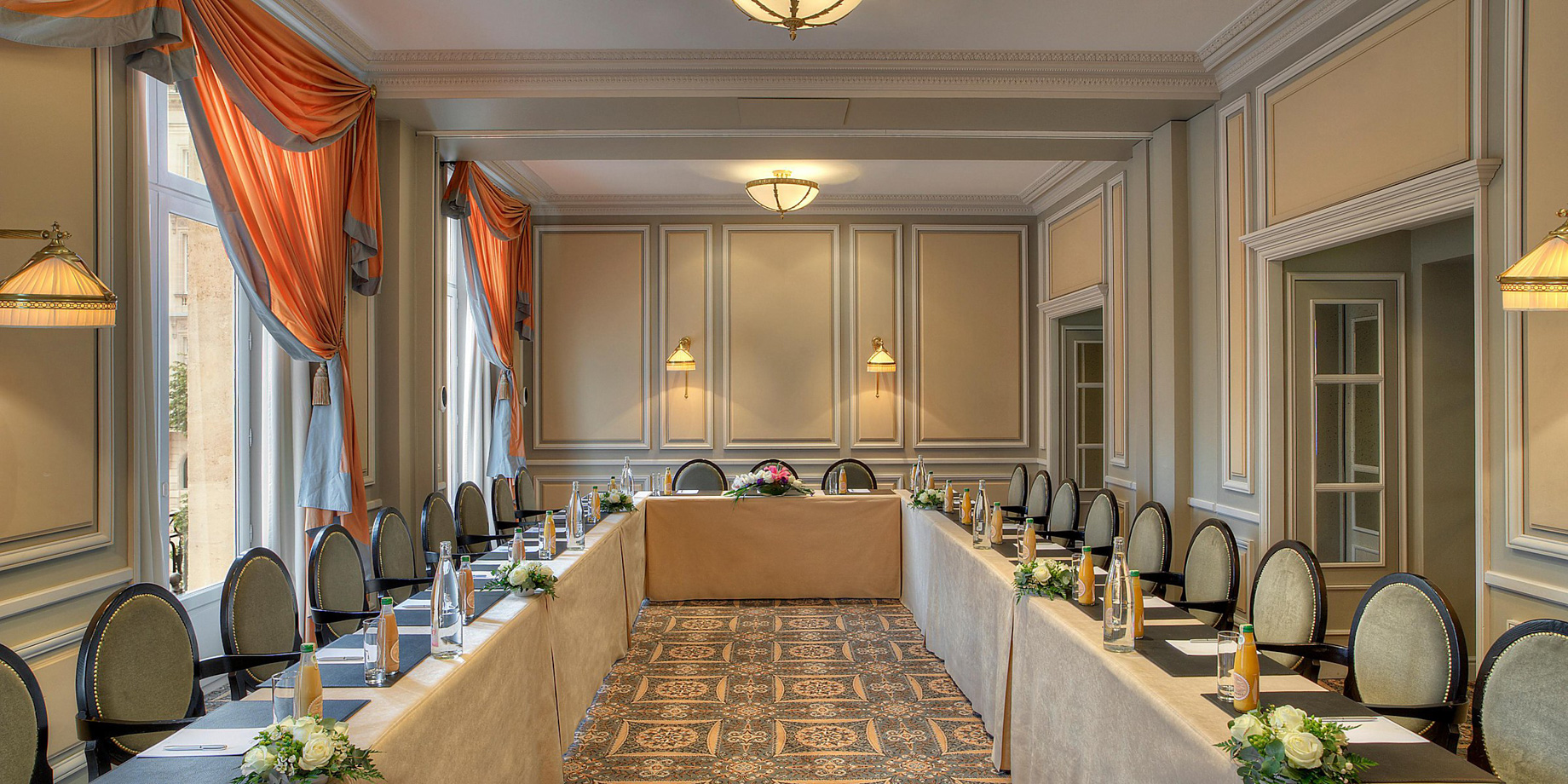 InterContinental Bordeaux Le Grand Hotel - Bordeaux, France - Pomerol Meeting Room