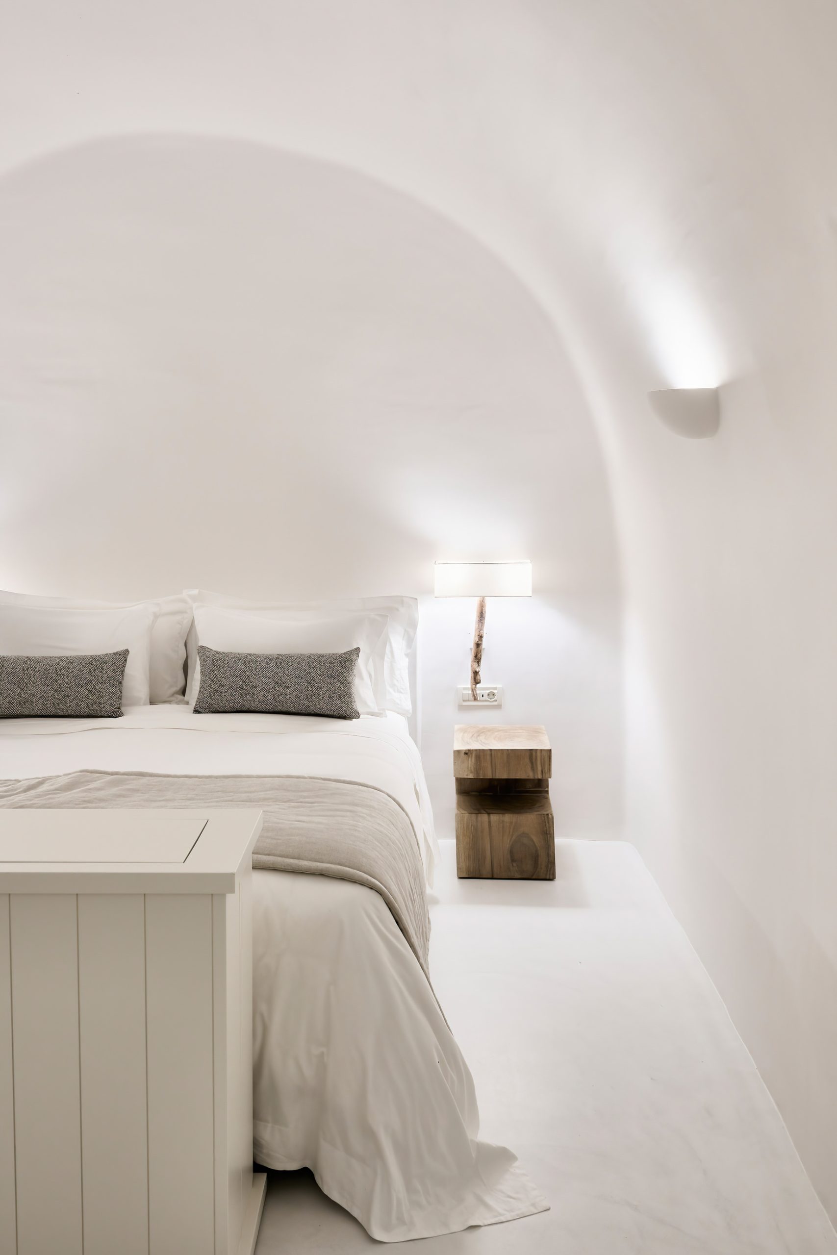 Mystique Hotel Santorini – Oia, Santorini Island, Greece – King Wet Allure Suite