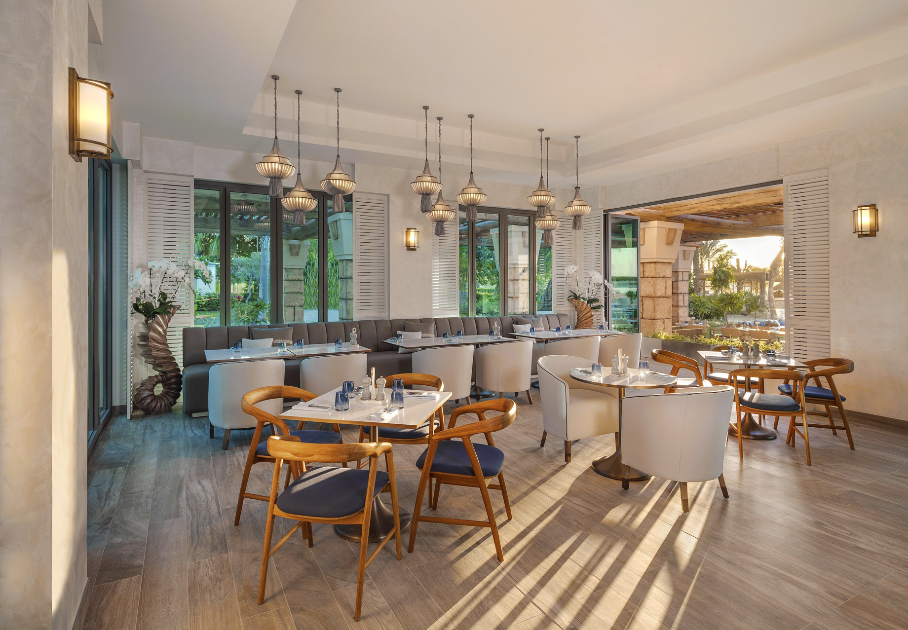 Atlantis The Palm Resort – Crescent Rd, Dubai, UAE – White Beach and Restaurant Interior