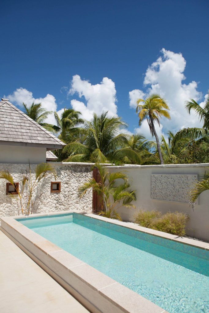The St. Regis Bora Bora Resort - Bora Bora, French Polynesia - Iridium Spa Treatment Area Pool