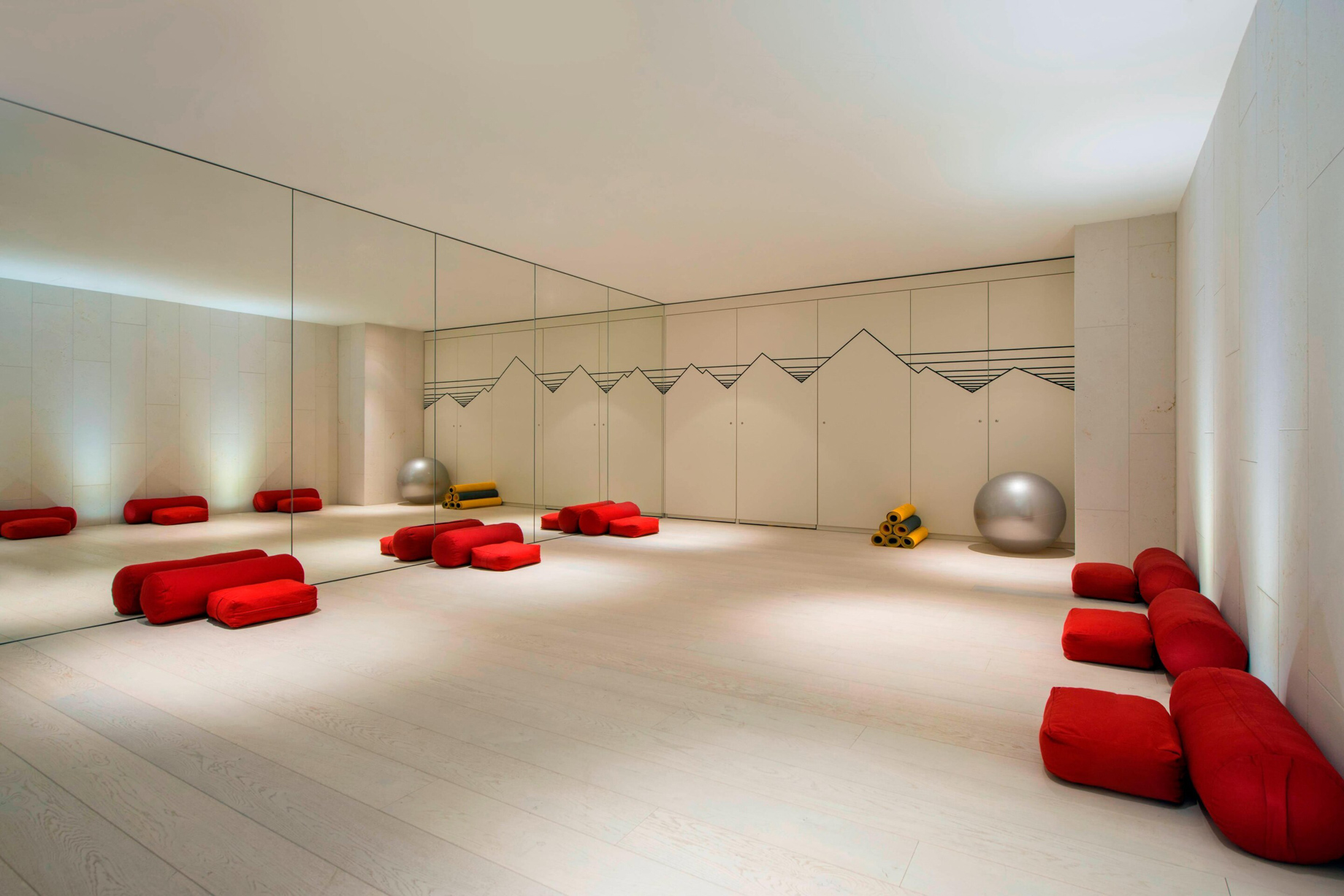 W Verbier Hotel - Verbier, Switzerland - Fitness Center Room