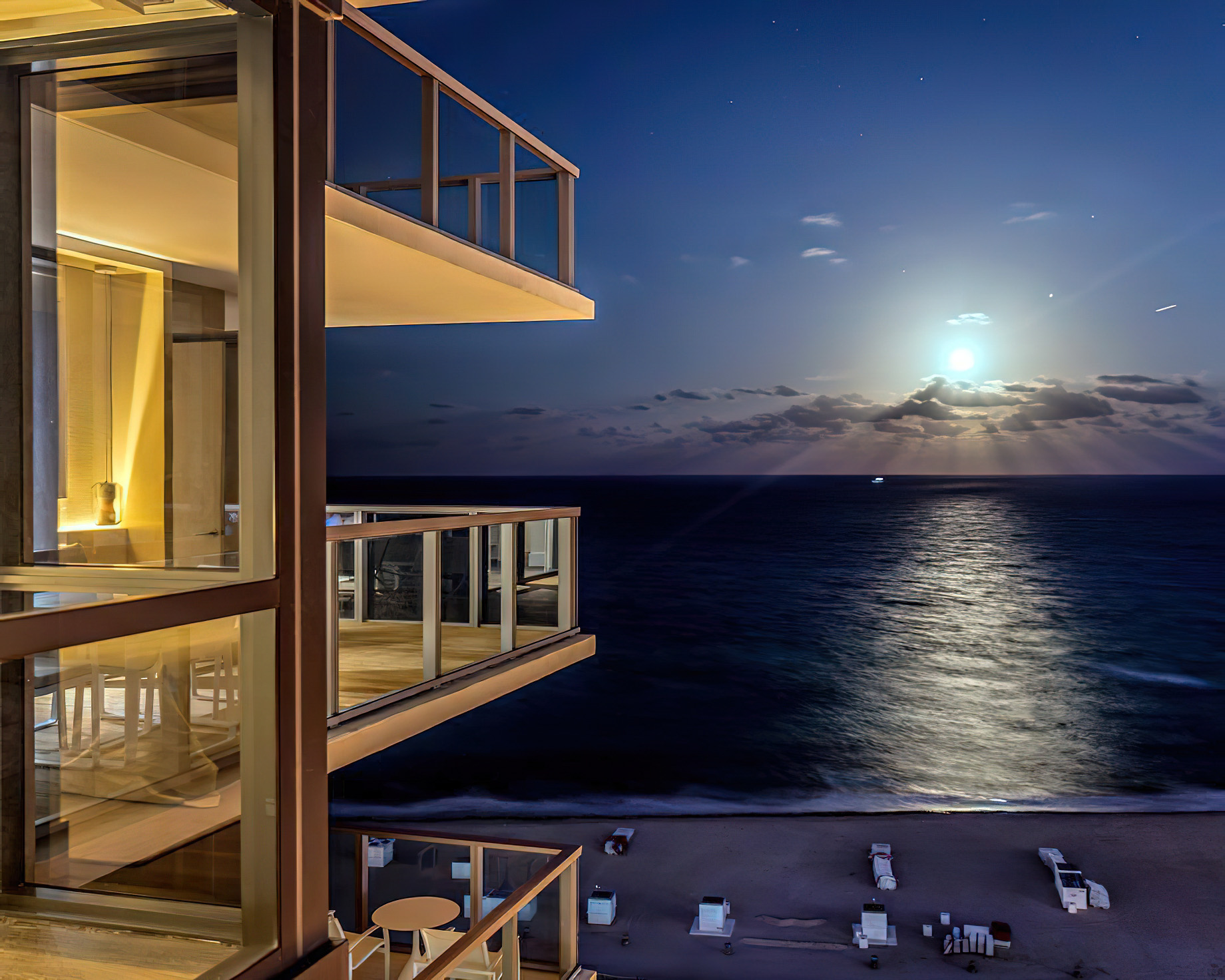 W South Beach Hotel – Miami Beach, FL, USA – Balcony Ocean View Night