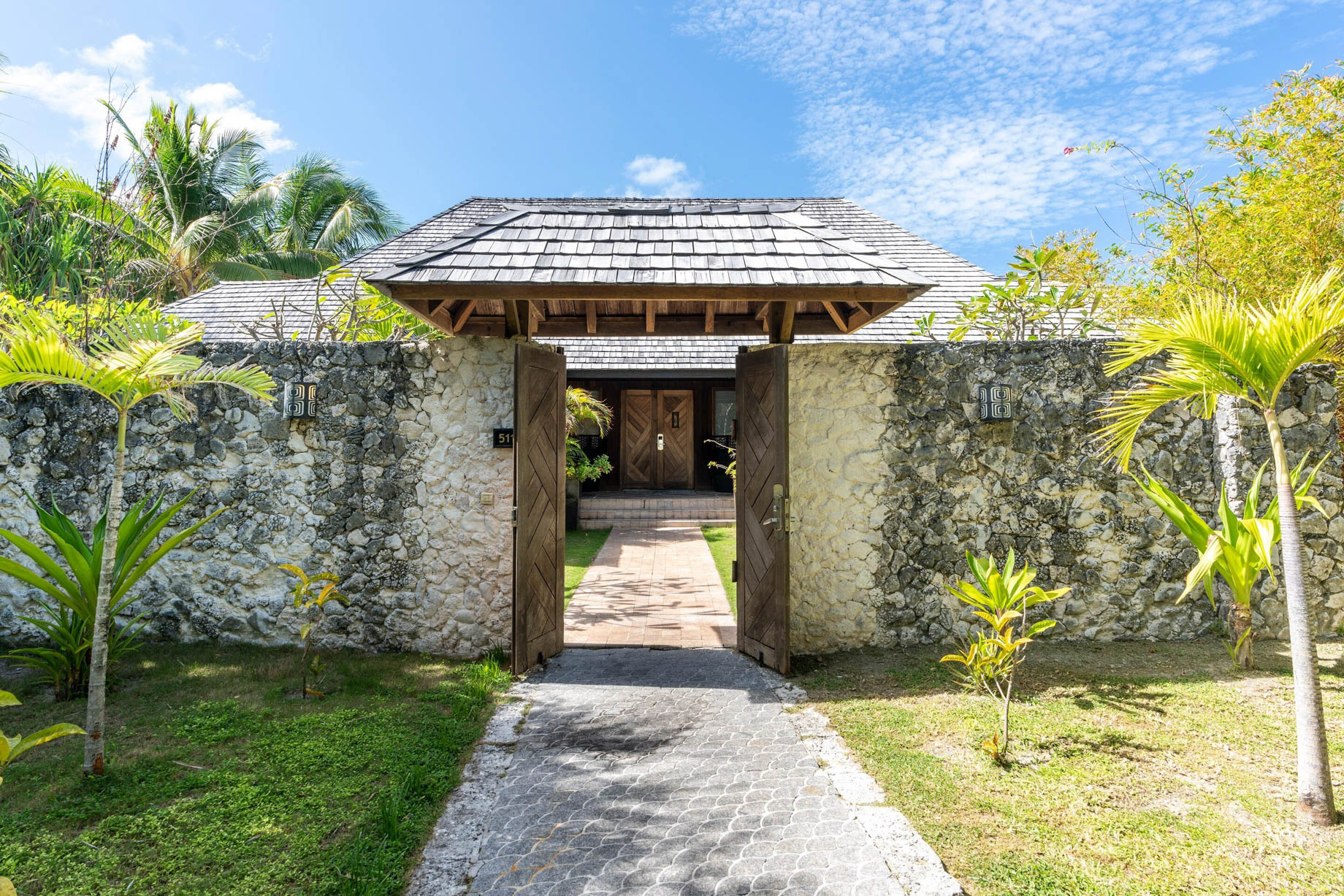 The St. Regis Bora Bora Resort – Bora Bora, French Polynesia – Two Bedrooms Garden Suite Villa With Pool Entrance