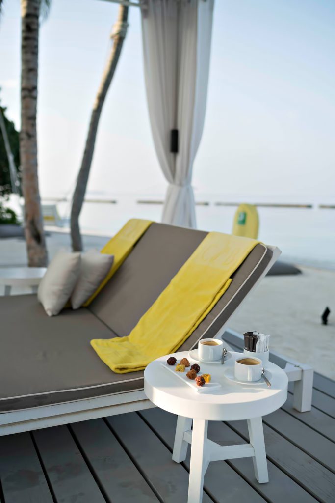 Cheval Blanc Randheli Resort - Noonu Atoll, Maldives - Private Island Beachfront Coffee and Desserts