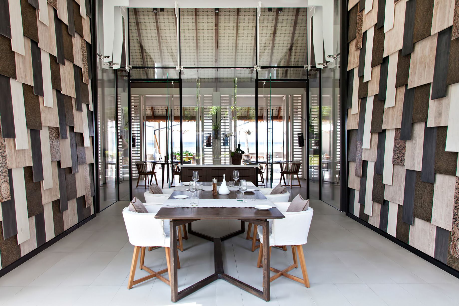 Cheval Blanc Randheli Resort - Noonu Atoll, Maldives - Private Island Restaurant