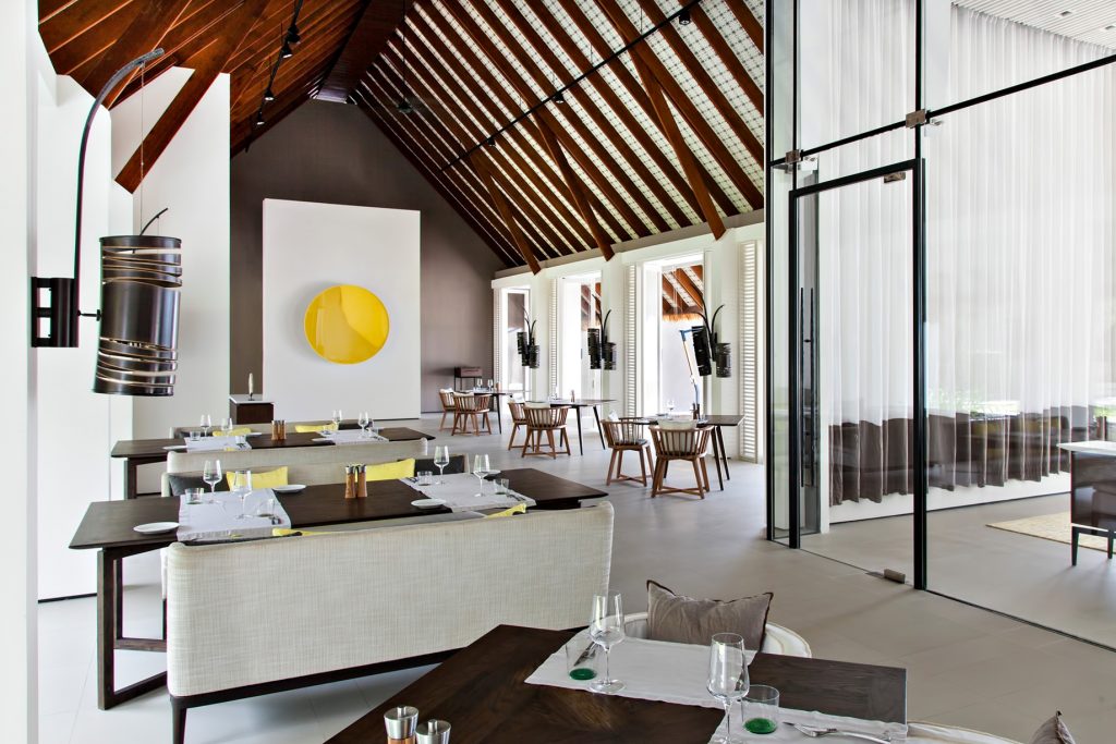 Cheval Blanc Randheli Resort - Noonu Atoll, Maldives - The White Restaurant