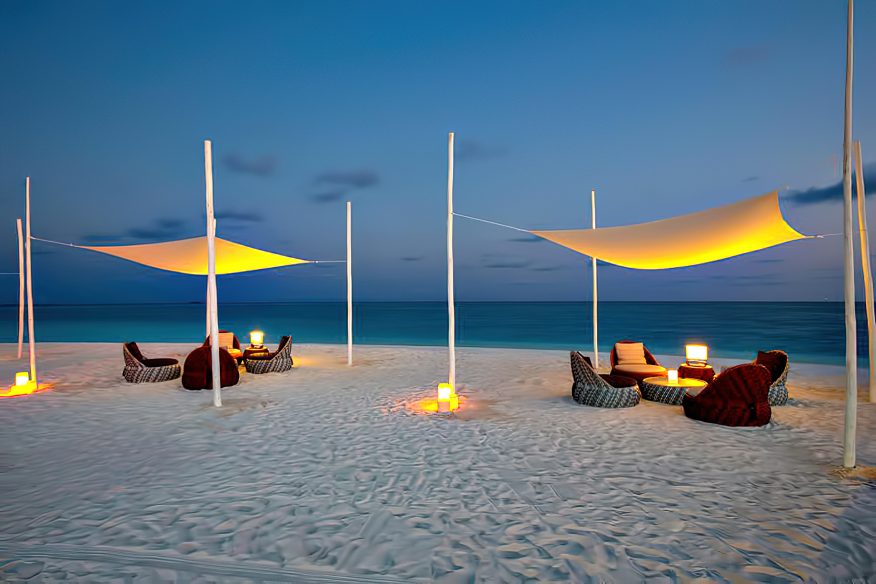 Velassaru Maldives Resort – South Male Atoll, Maldives - Beach Dusk Lounge