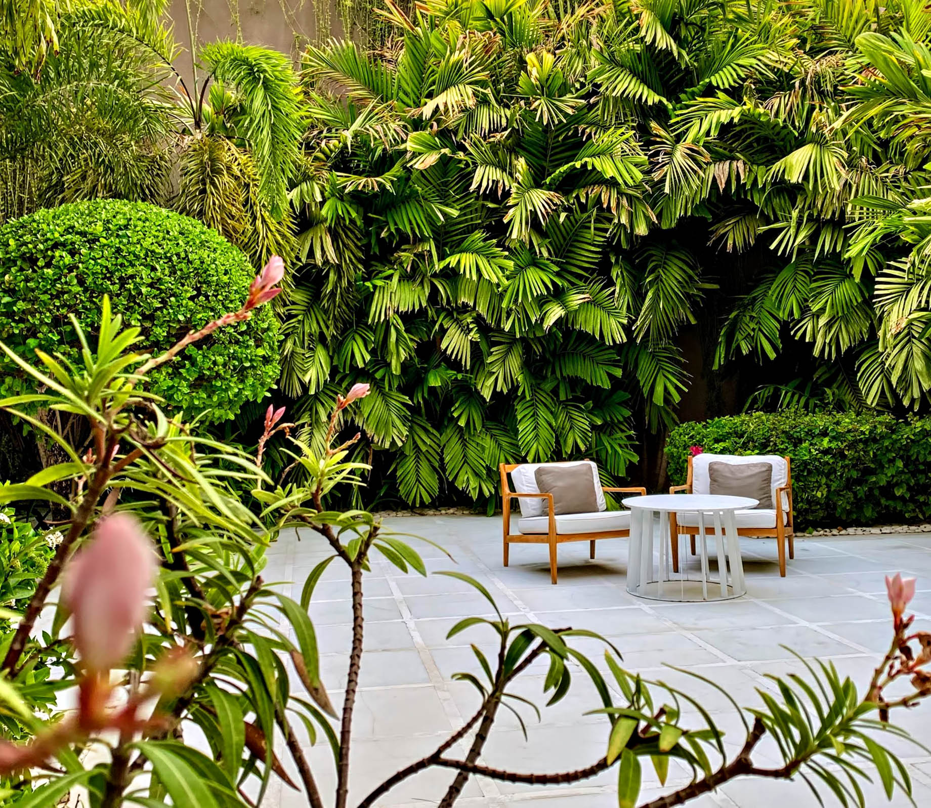Cheval Blanc Randheli Resort - Noonu Atoll, Maldives - Verdant Patio