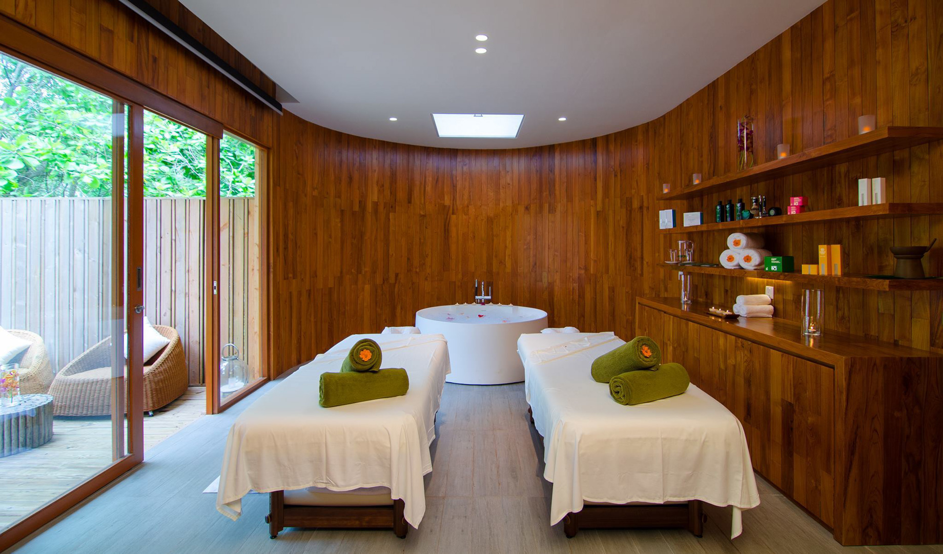 Amilla Fushi Resort and Residences – Baa Atoll, Maldives – Javvu Spa Treatment Room Tables and Bath