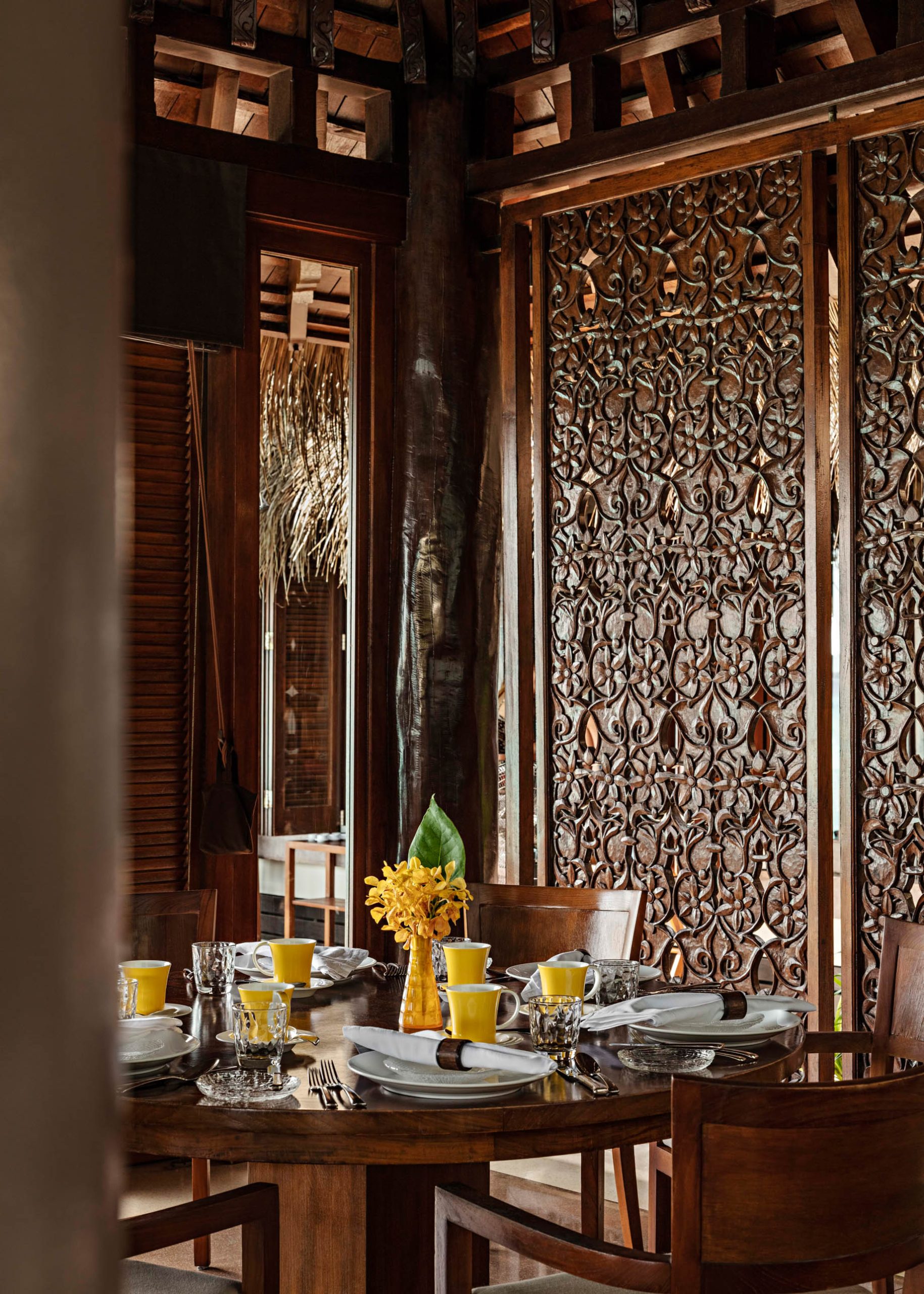 One&Only Reethi Rah Resort - North Male Atoll, Maldives - International Cuisine Table Setting