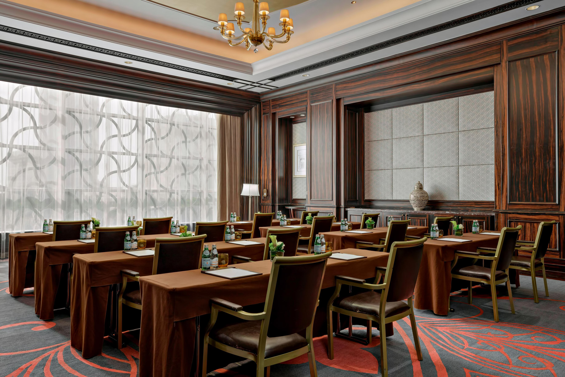 The St. Regis Abu Dhabi Hotel – Abu Dhabi, United Arab Emirates – Meeting Room