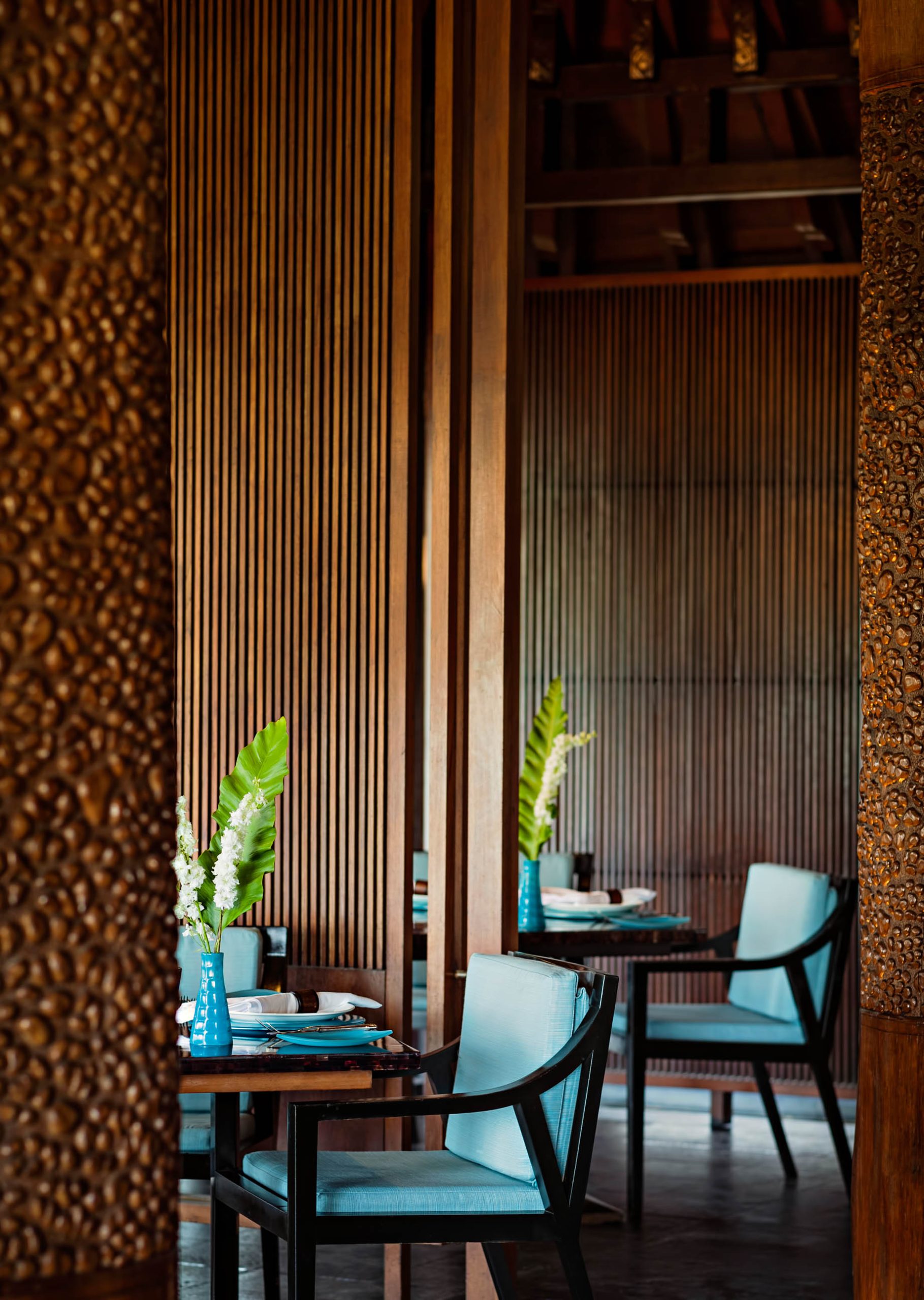 One&Only Reethi Rah Resort – North Male Atoll, Maldives – Aqua Restaurant Seating