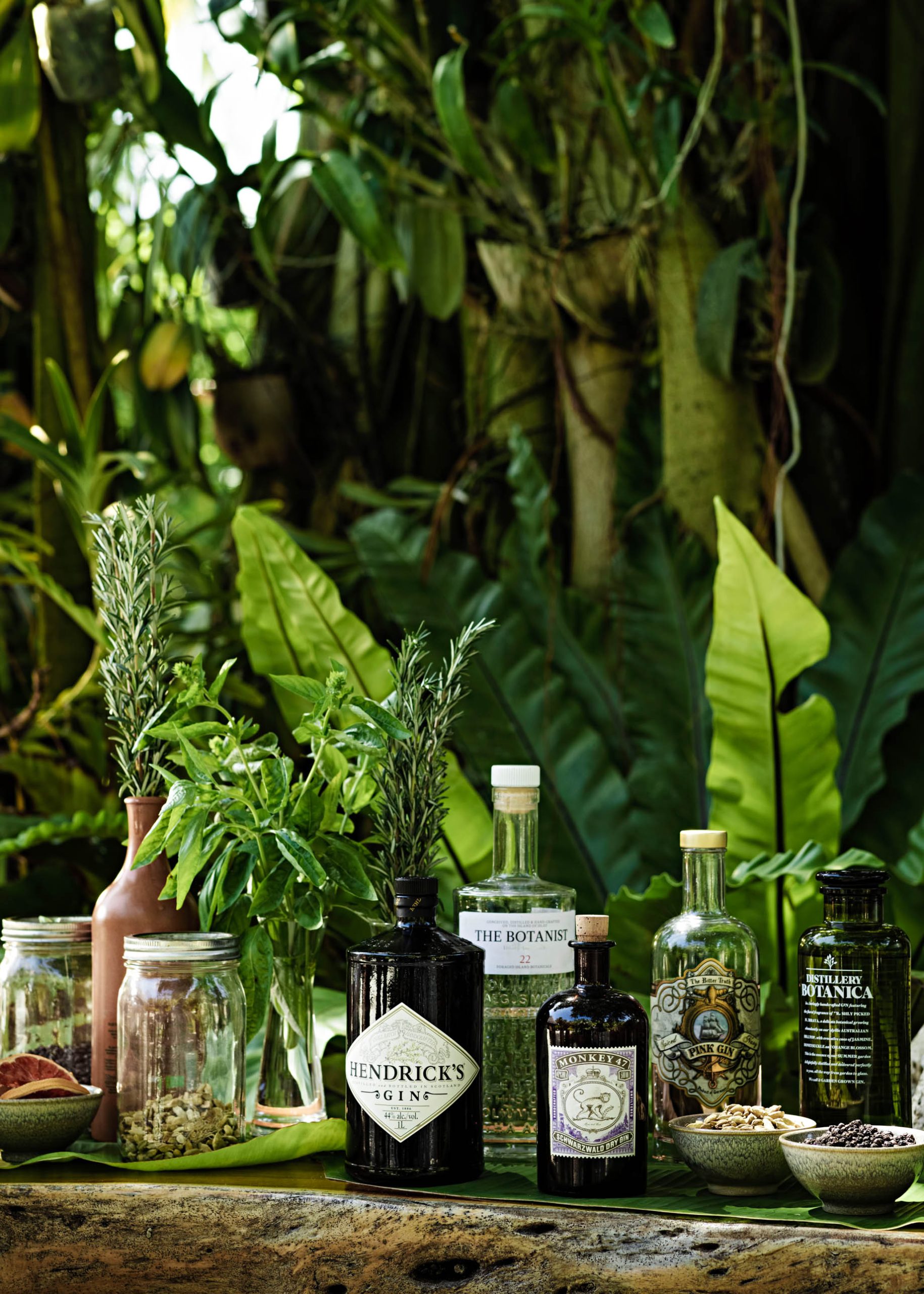 One&Only Reethi Rah Resort – North Male Atoll, Maldives – GinBar Sacred Tree Restaurant