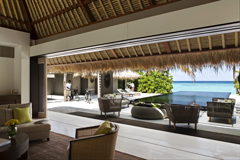Cheval Blanc Randheli Resort - Noonu Atoll, Maldives - Island Villa Pool Deck